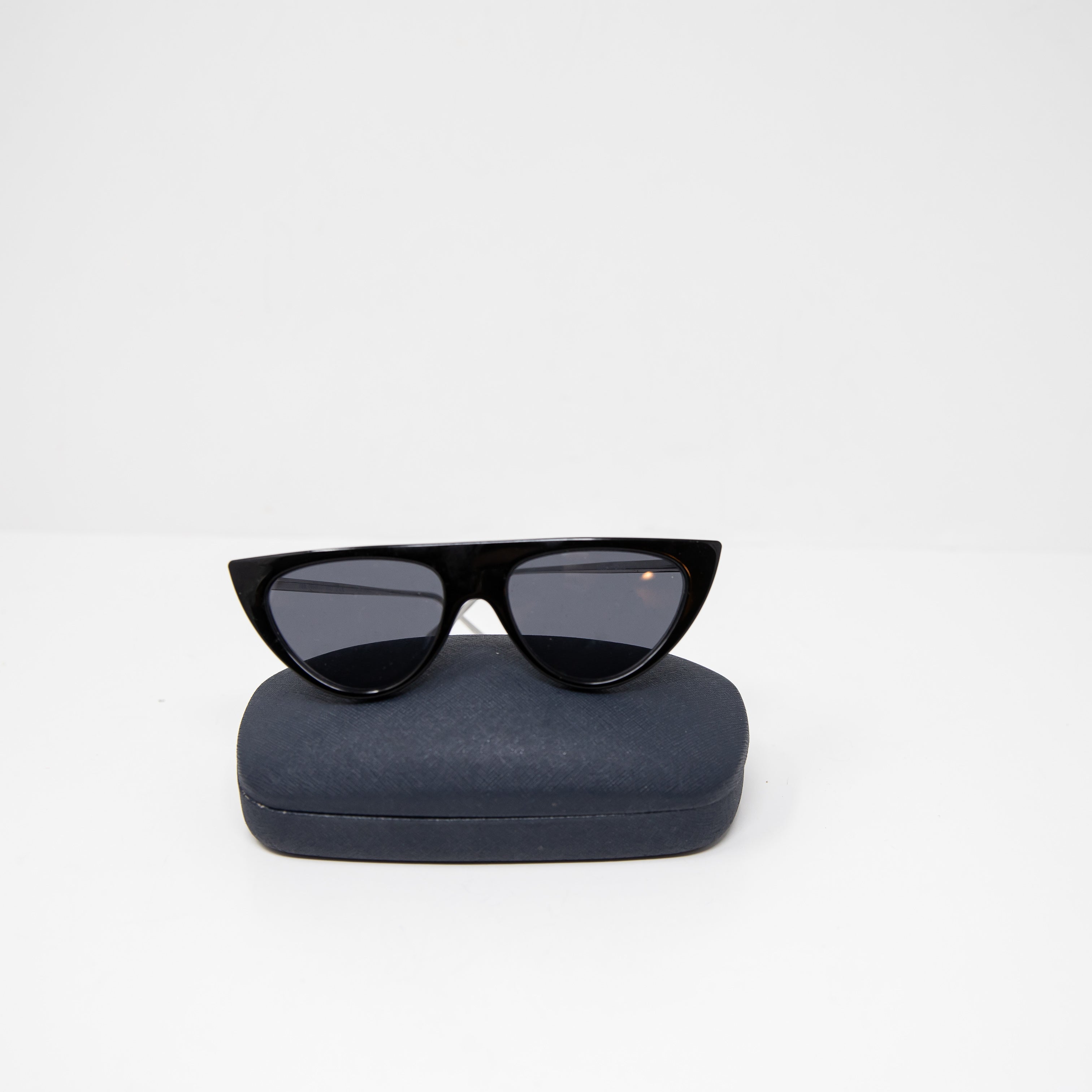 Zara Women's Cat Eye Plastic Frae Solid Black Sunglasses