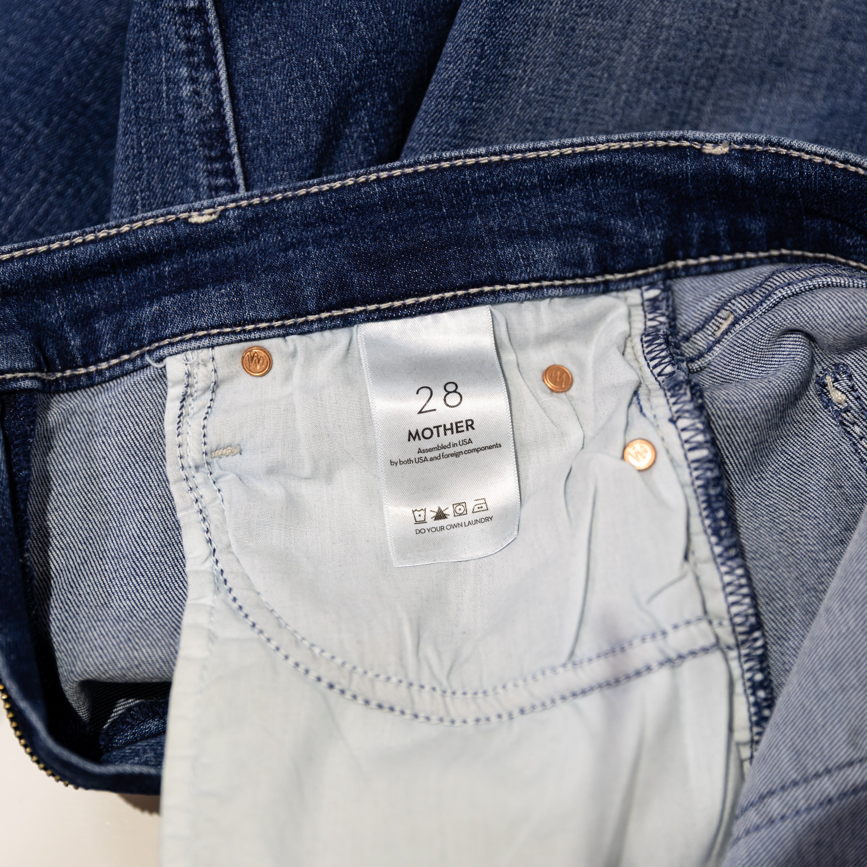 Mother Denim The Mid Rise Dazzler Ankle Crop Cotton Stretch Nothing Between Us