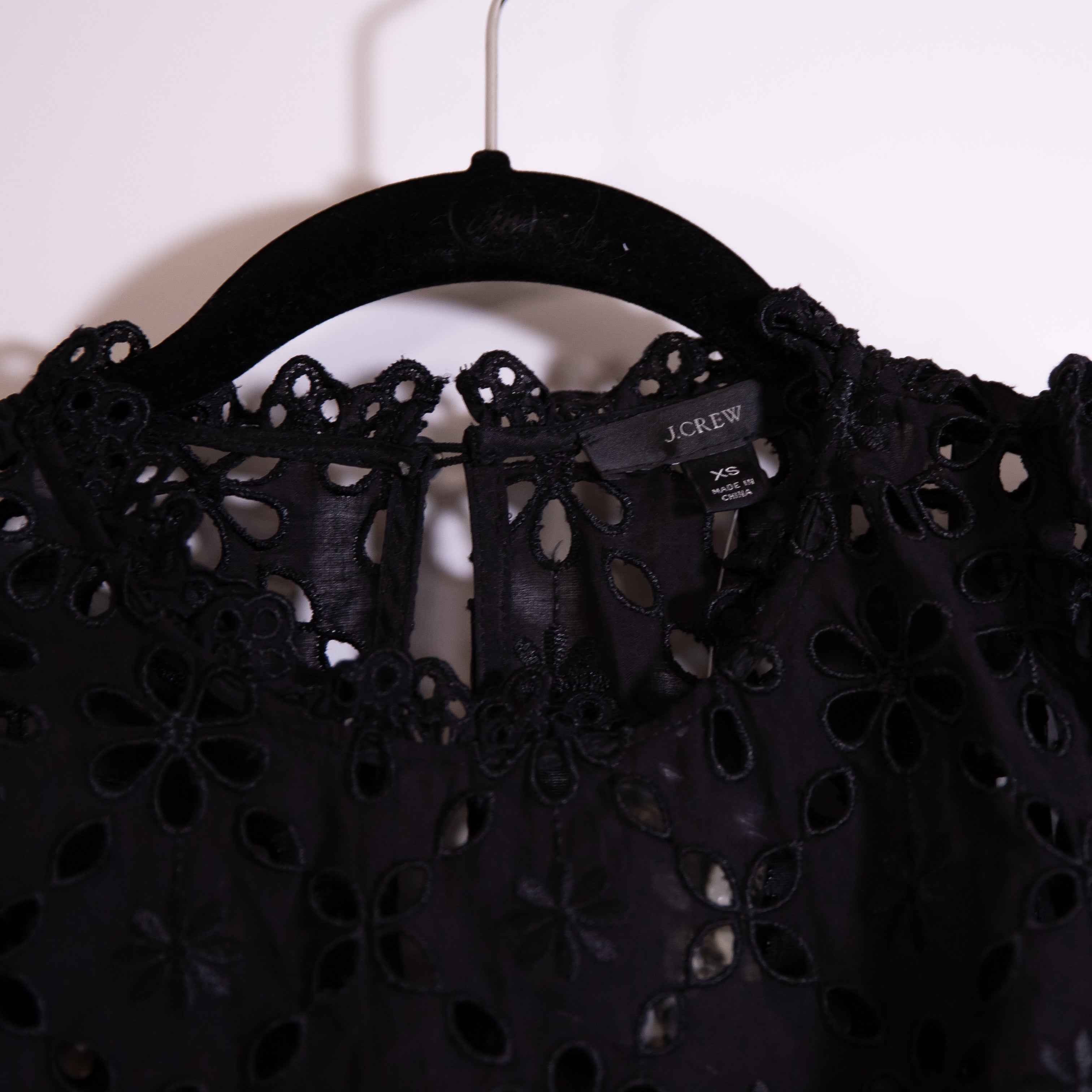 NEW J. Crew Cotton Mockneck Ruffle Short Sleeve Embroidered Eyelet Blouse Black