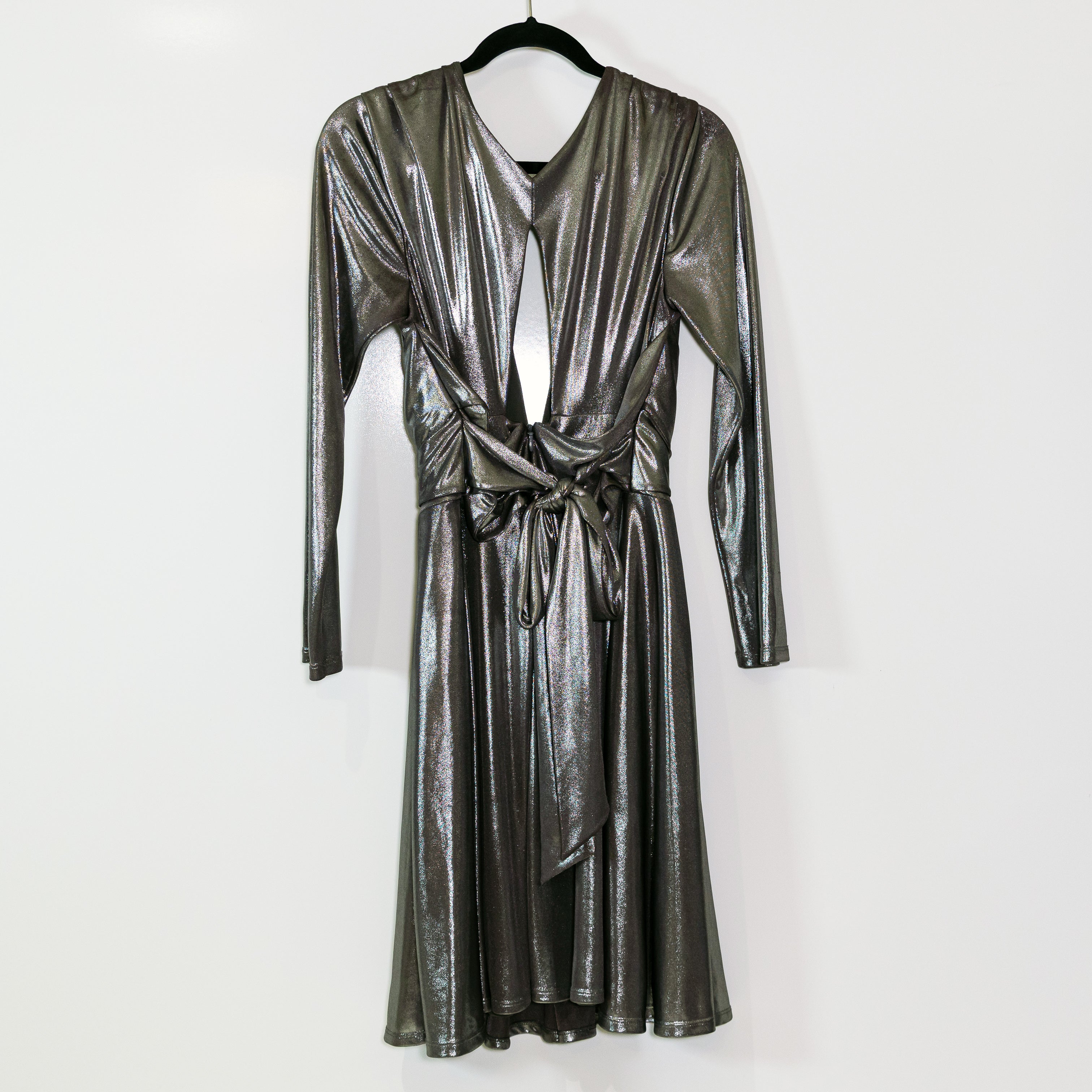 Halston Heritage Silver Metallic Gunmetal Liquid Deep V Neck Mini Party Dress L