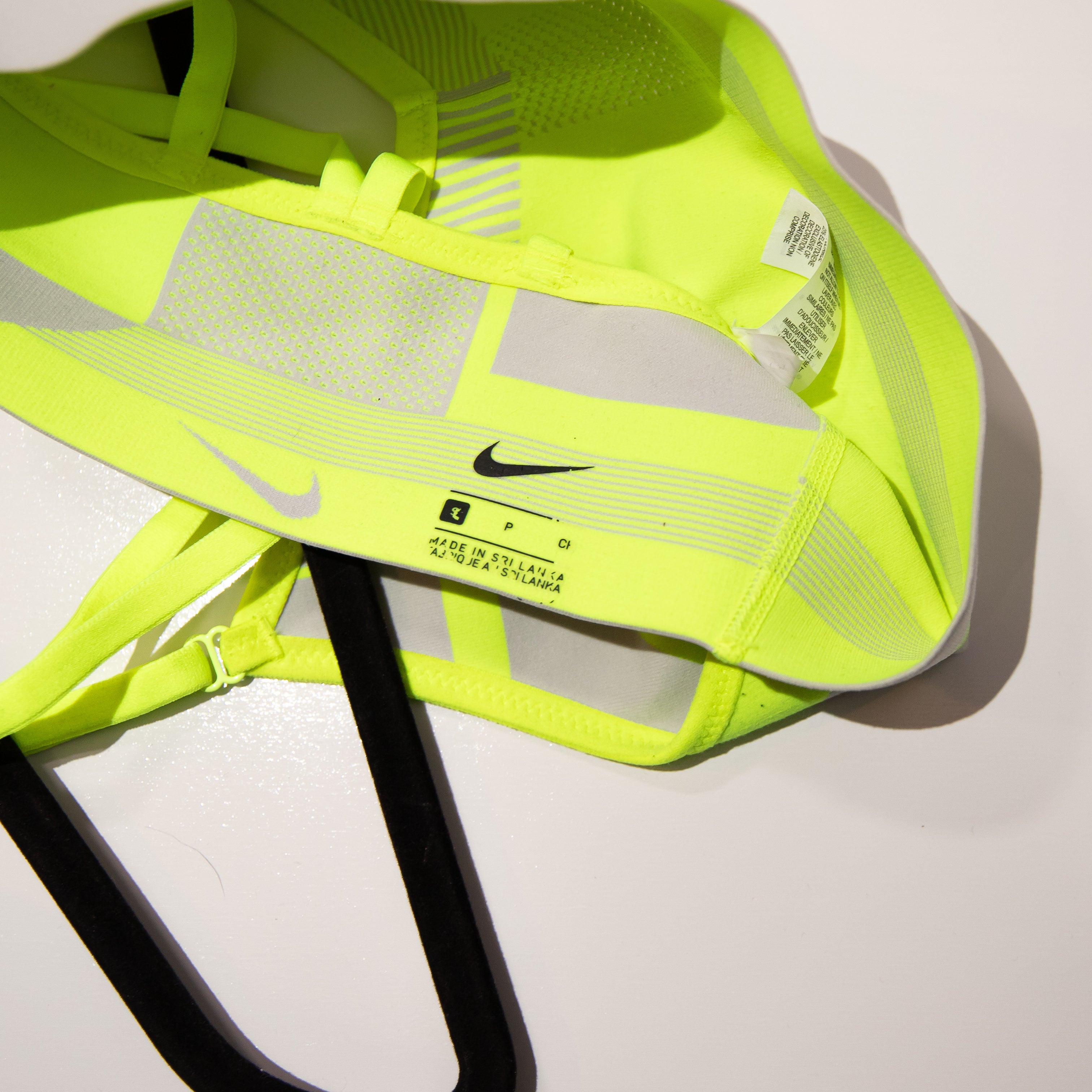 Nike Women's Flyknit Indy Athletic Work Out Sports Bra Vast Grey &amp; Volt Small