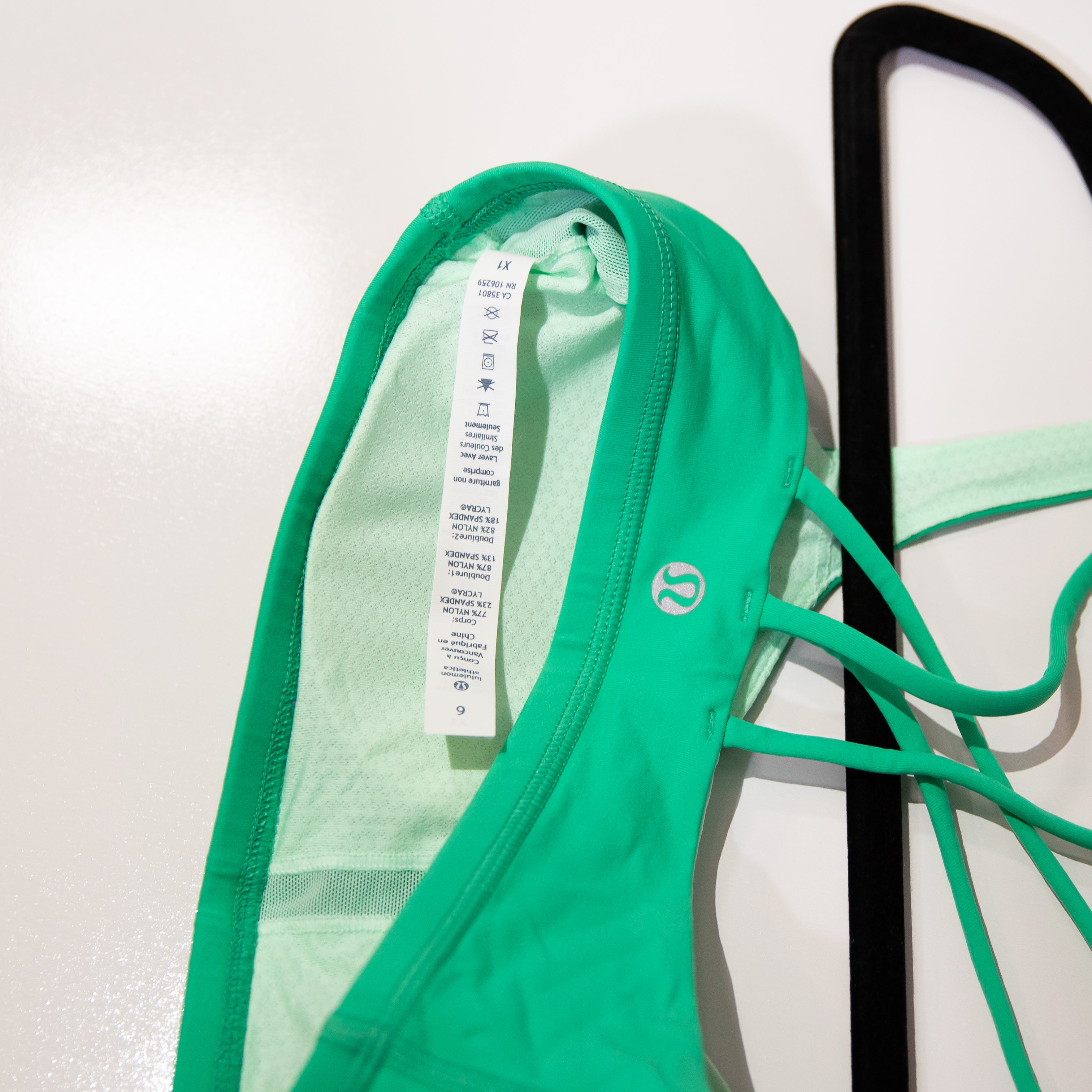 Lululemon Free To Be Athletic Work Out Strappy Sports Bra Solid Very Green 6