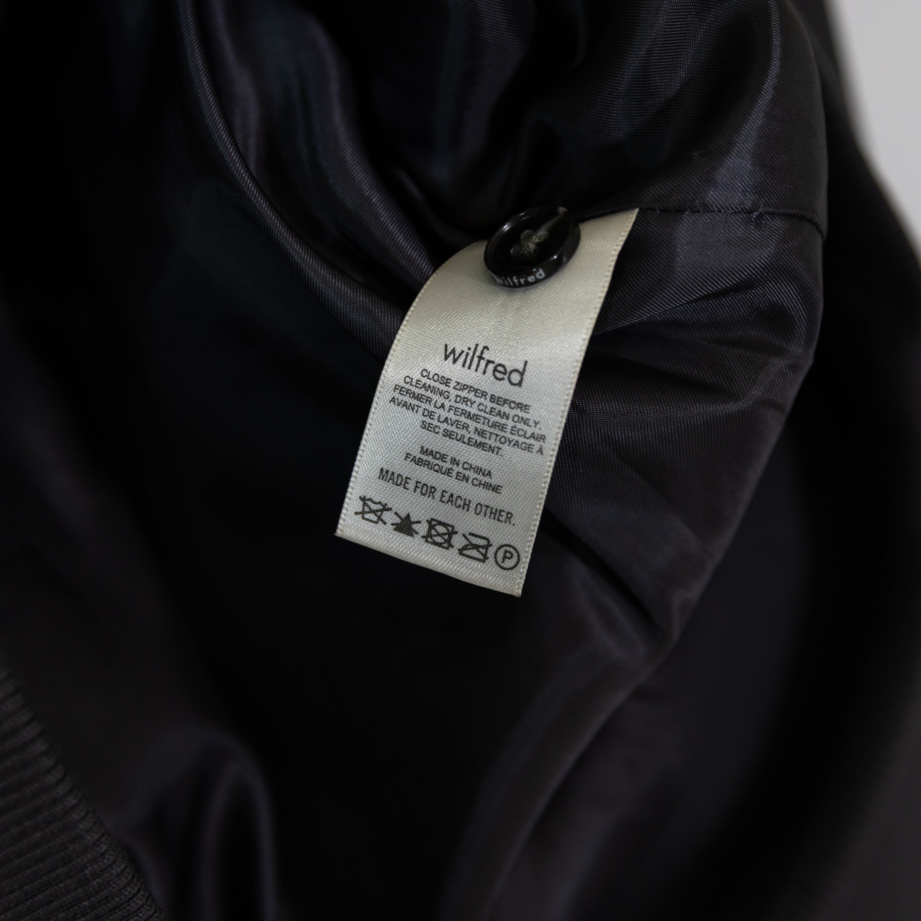 Wilfred Aritzia Numbers Relaxed Crepe Full Zip Collarless Bomber Jacket Gray S