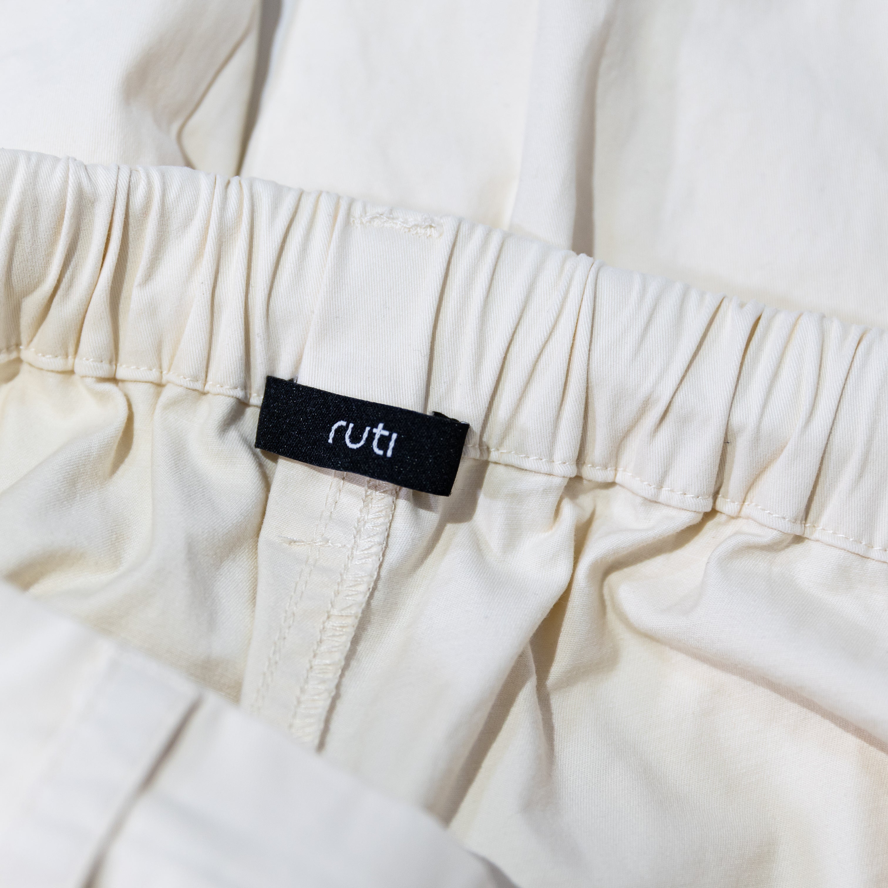 Ruti Women's Cotton Stretch Brushed Fabric Mid Rise Balloon Leg Pants Ivory 4