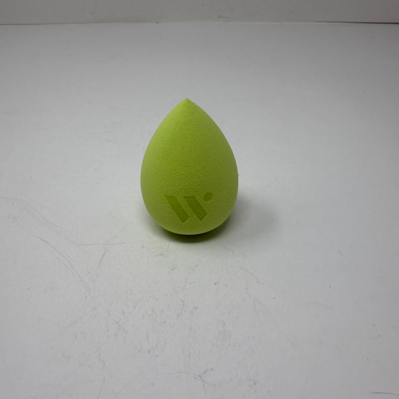 NEW WYN Beauty Wynning Sponge Makeup Smoother Applicator Tool