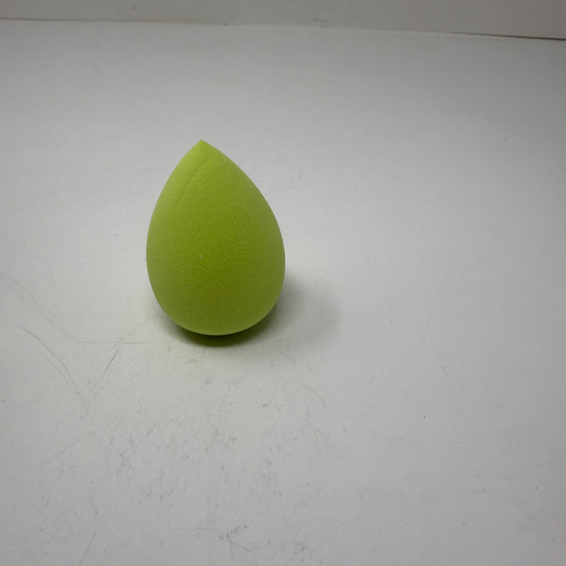 NEW WYN Beauty Wynning Sponge Makeup Smoother Applicator Tool