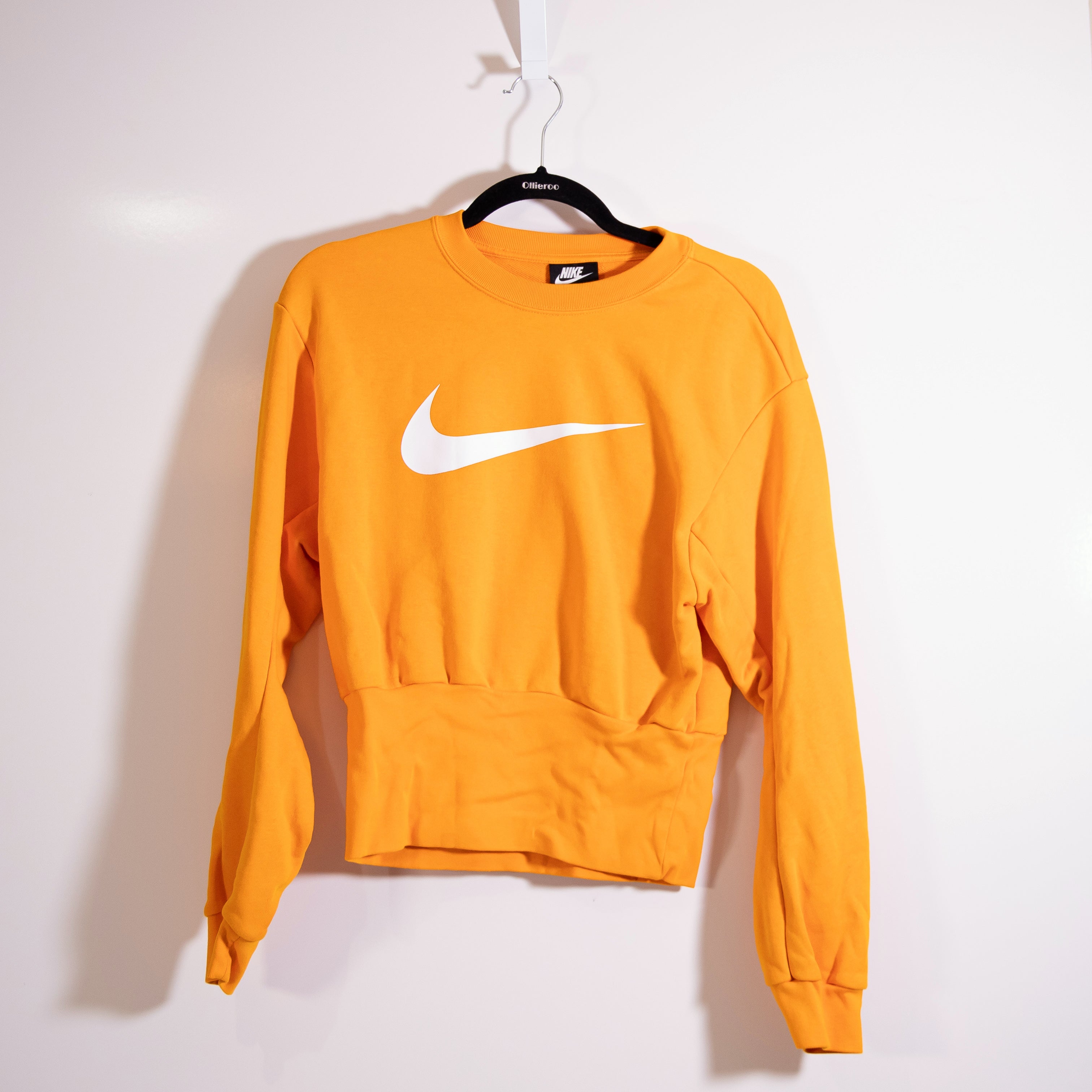 Nike Sportswear Swoosh Crew Neck Terry Lined Banded Waist Pullover Sweater Small
