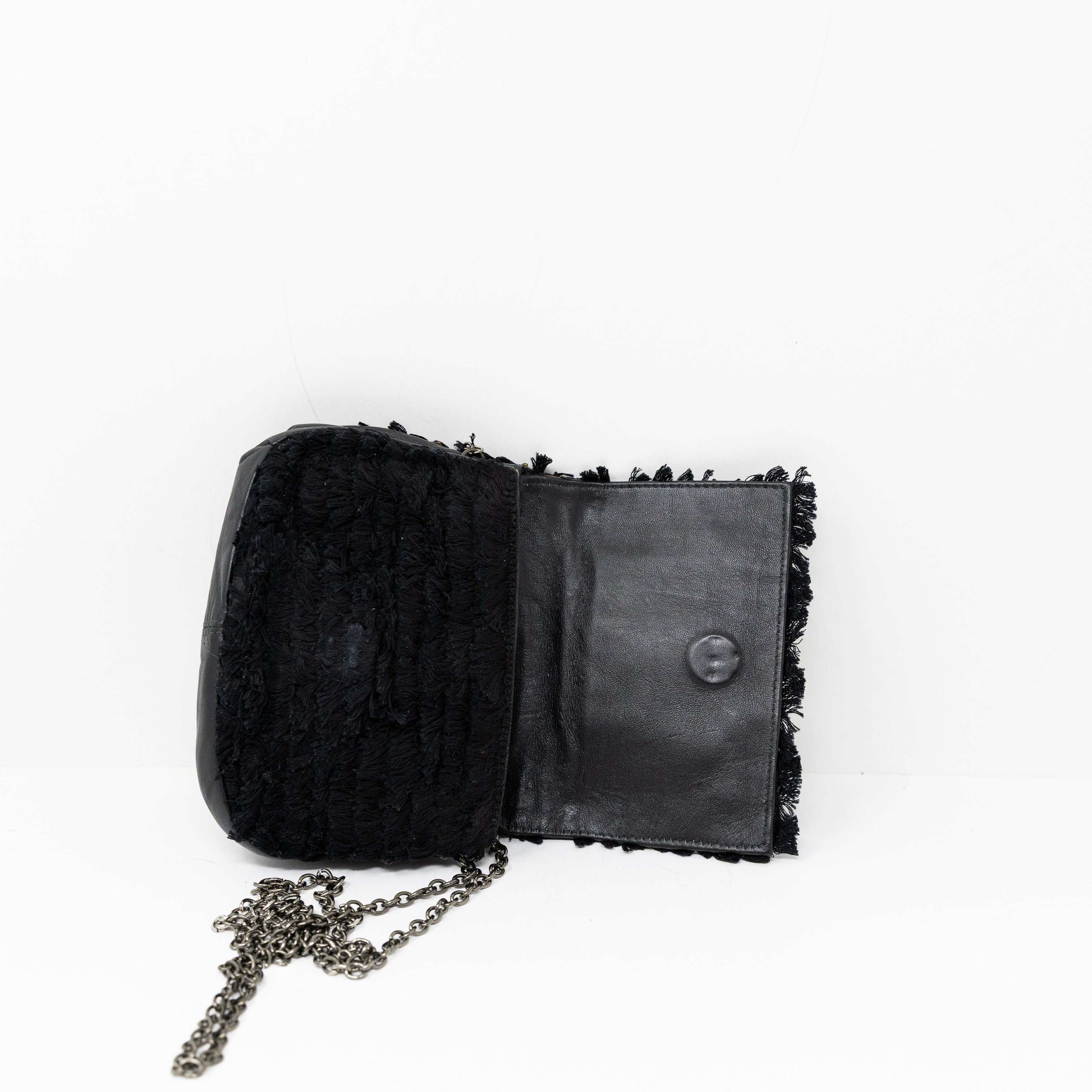 NEW Deepa Gurnani Tassel Fringe Textured Metal Embellished Crossbody Purse Black