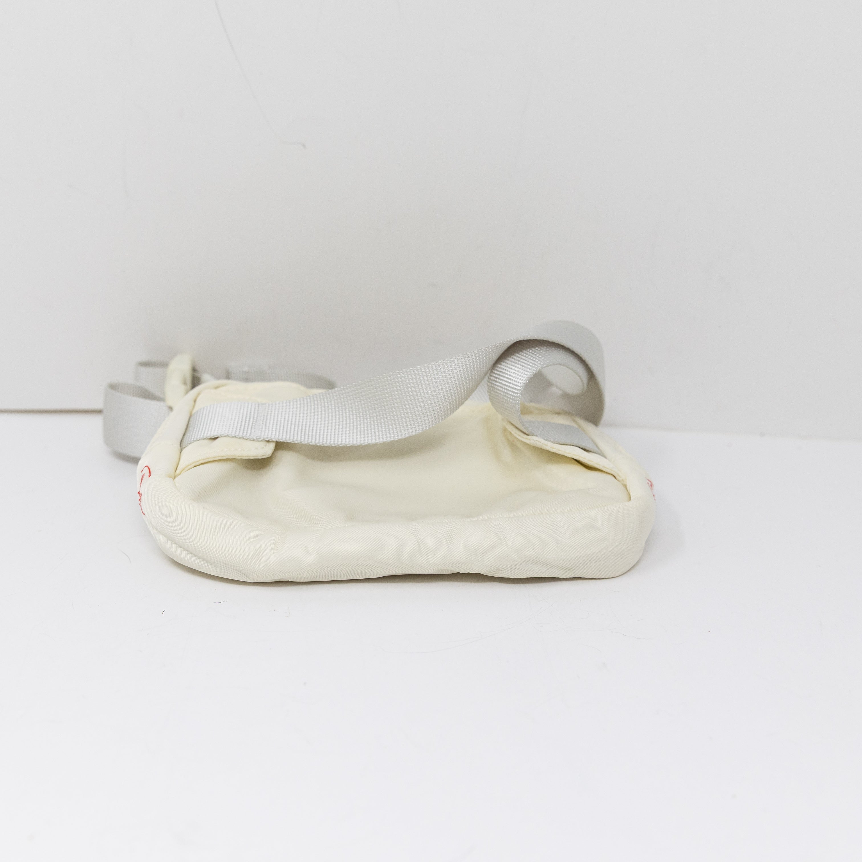 Lululemon Team Canada Future Legacy Mini Crossbody Belt Bag Purse White