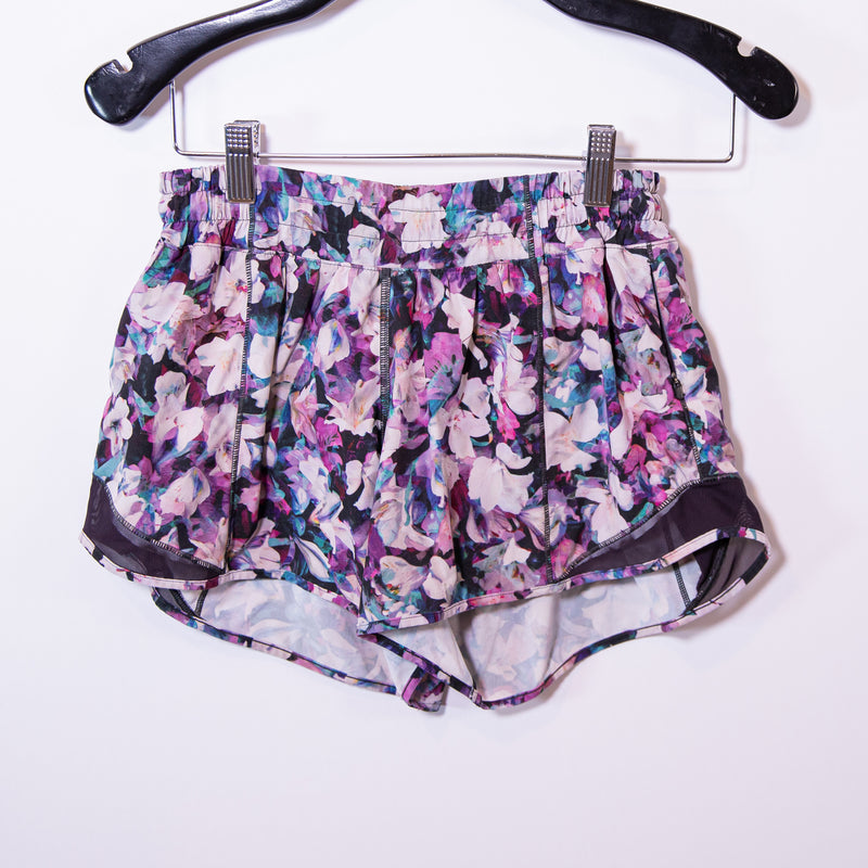 Lululemon Hotty Hot 2.5" Utopia Multi Deep Phantom Floral Print Athletic Shorts