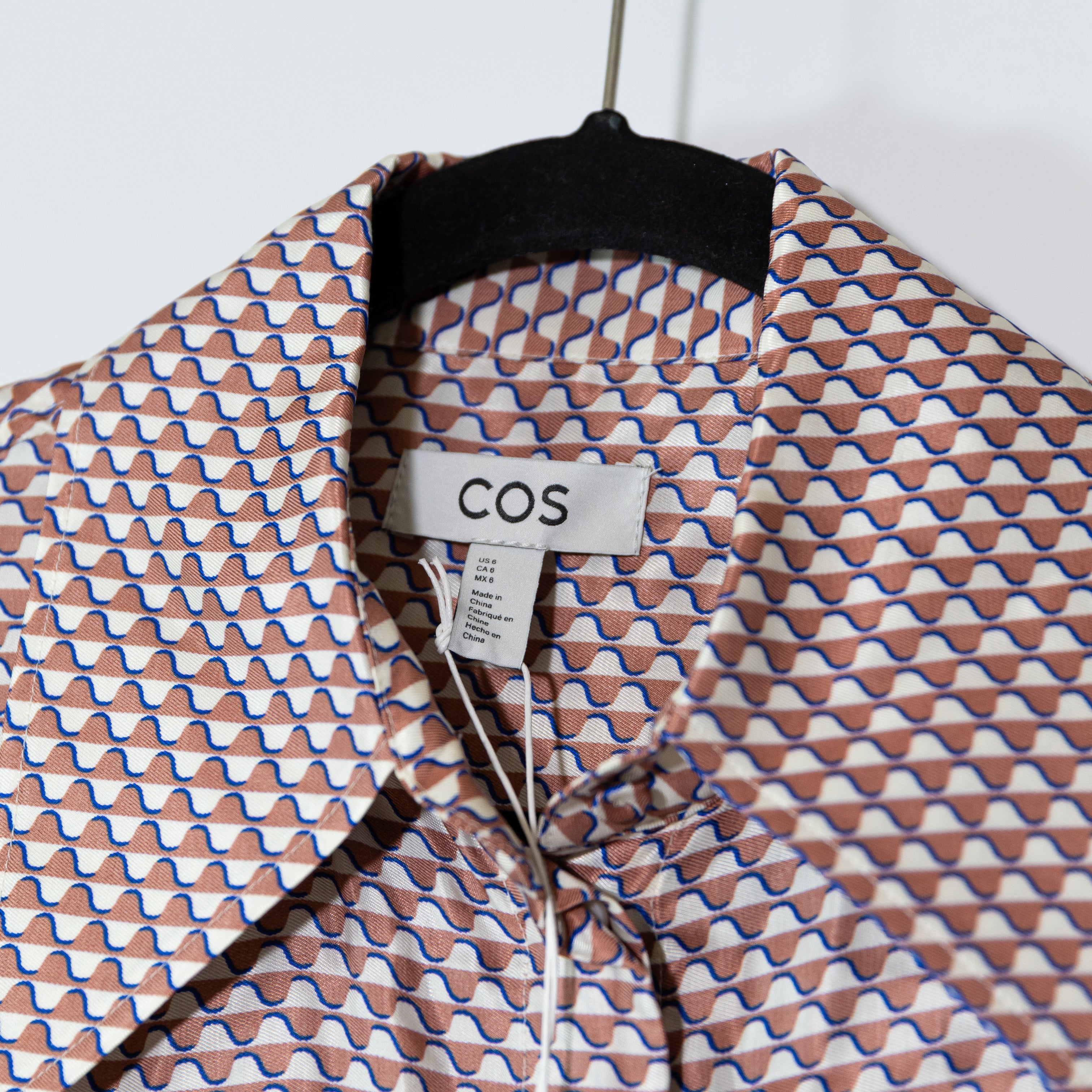 NEW COS Women's Geometric Print Pattern Satin Collared Button Down Blouse Shirt