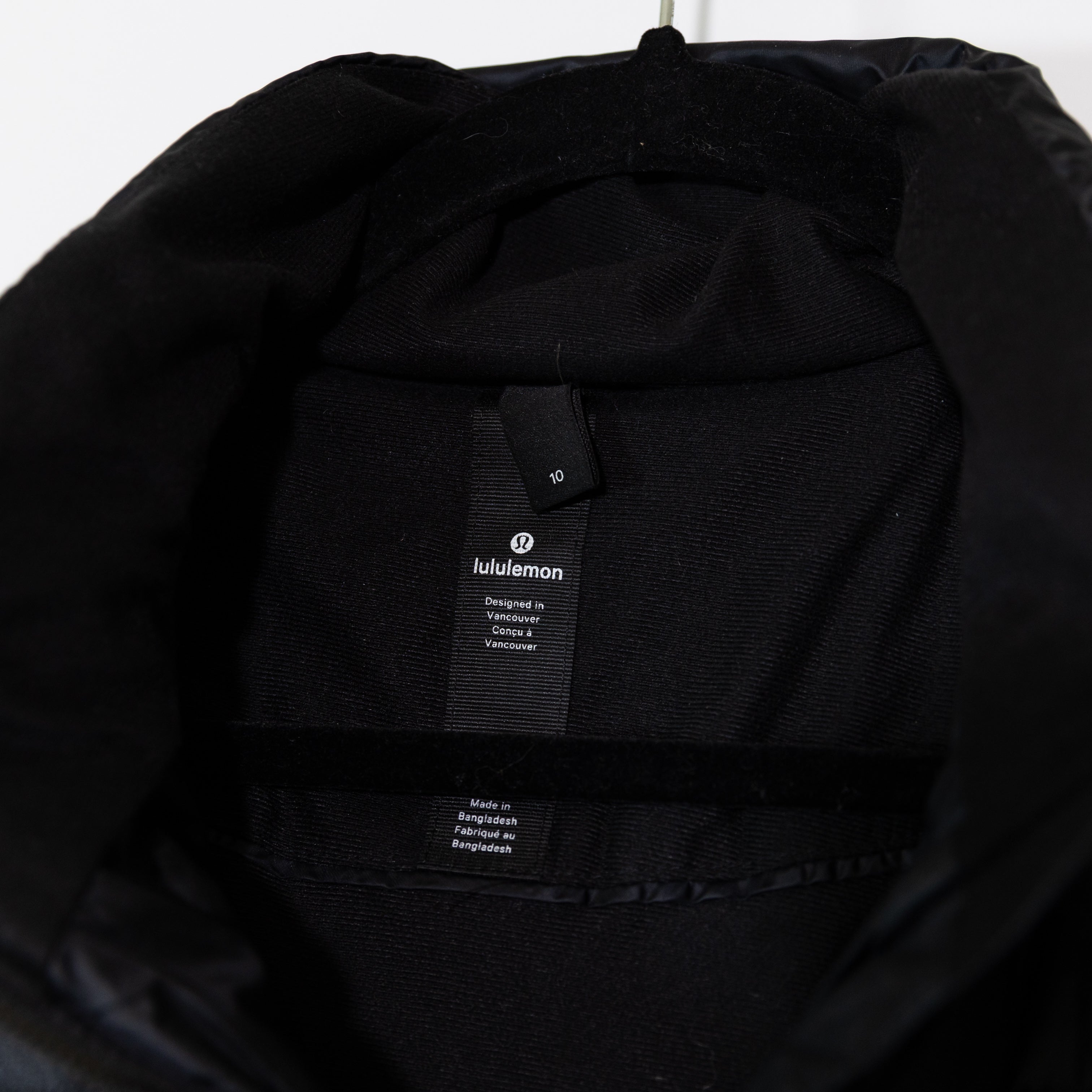 Lululemon Women's Goose Down Quilted Sleeveless Full Zip Vest Jacket Black 10
