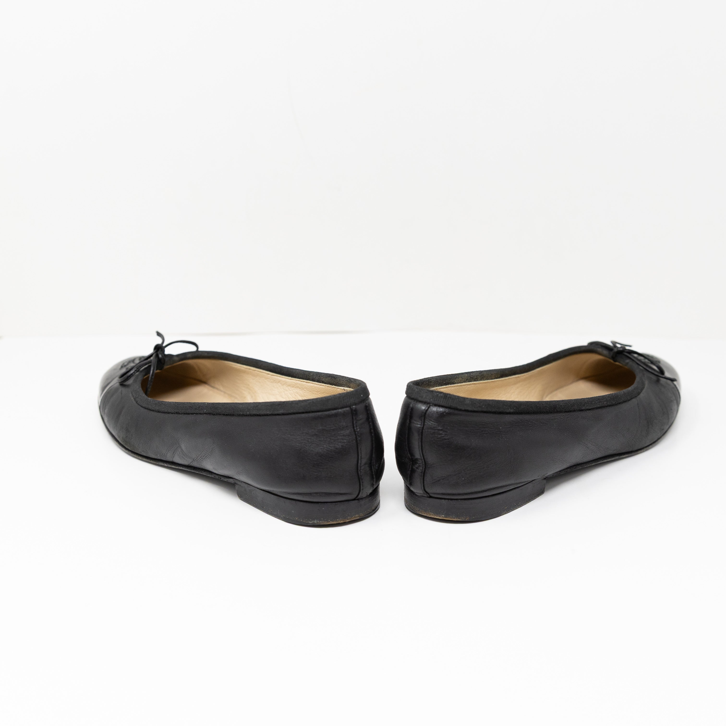 Chanel Ballerines Ballerina Genuine Leather Cap Toe Slip On Ballet Flats Shoes 9