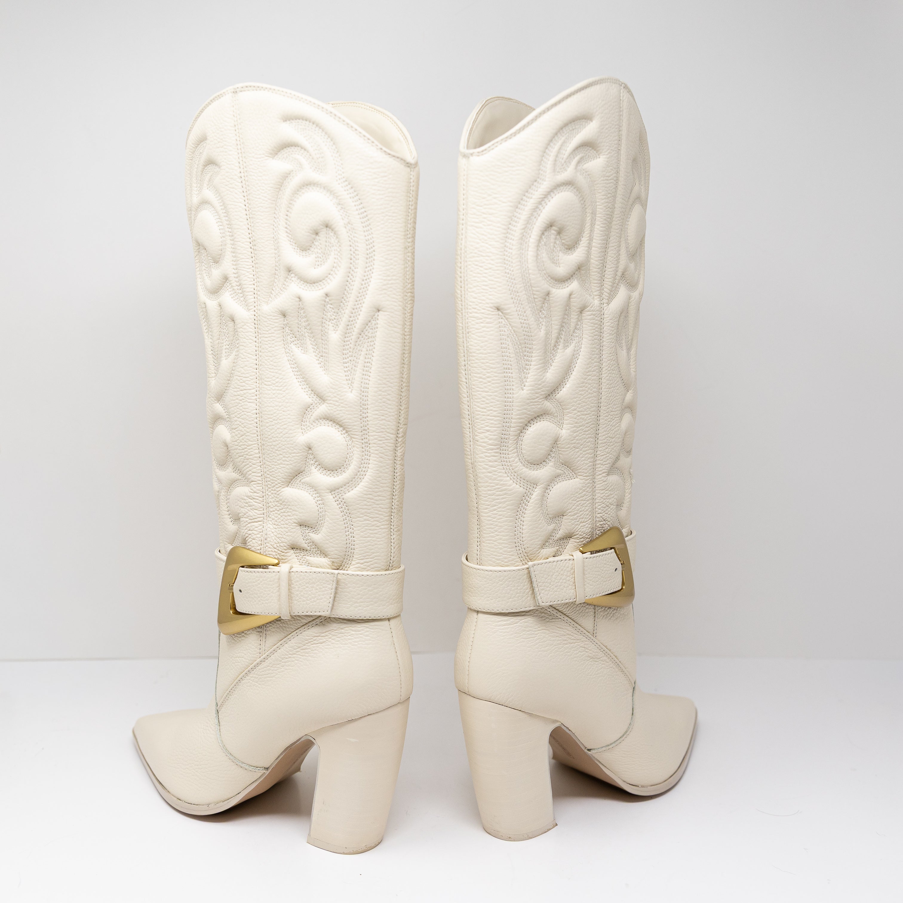NEW Vince Camuto Biancaa Embroidered High Heel Western Cowboy Boots Shoes Ivory