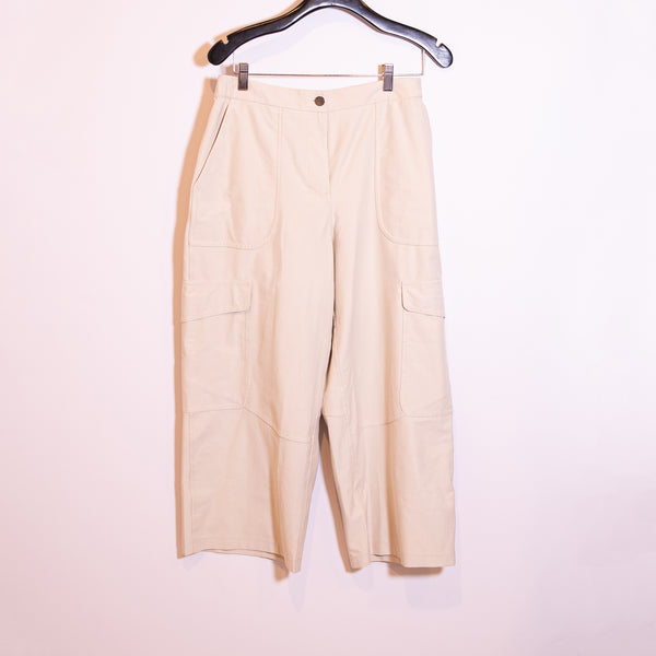 Lululemon Light Utilitech Cargo Multi Pocket High-Rise Crop Natural Ivory Pants