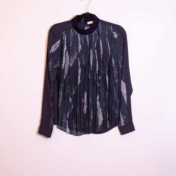 NEW O'2nd Plisse Chiffon Pleated Navy Blue Multi Color Long Sleeve Blouse Shirt