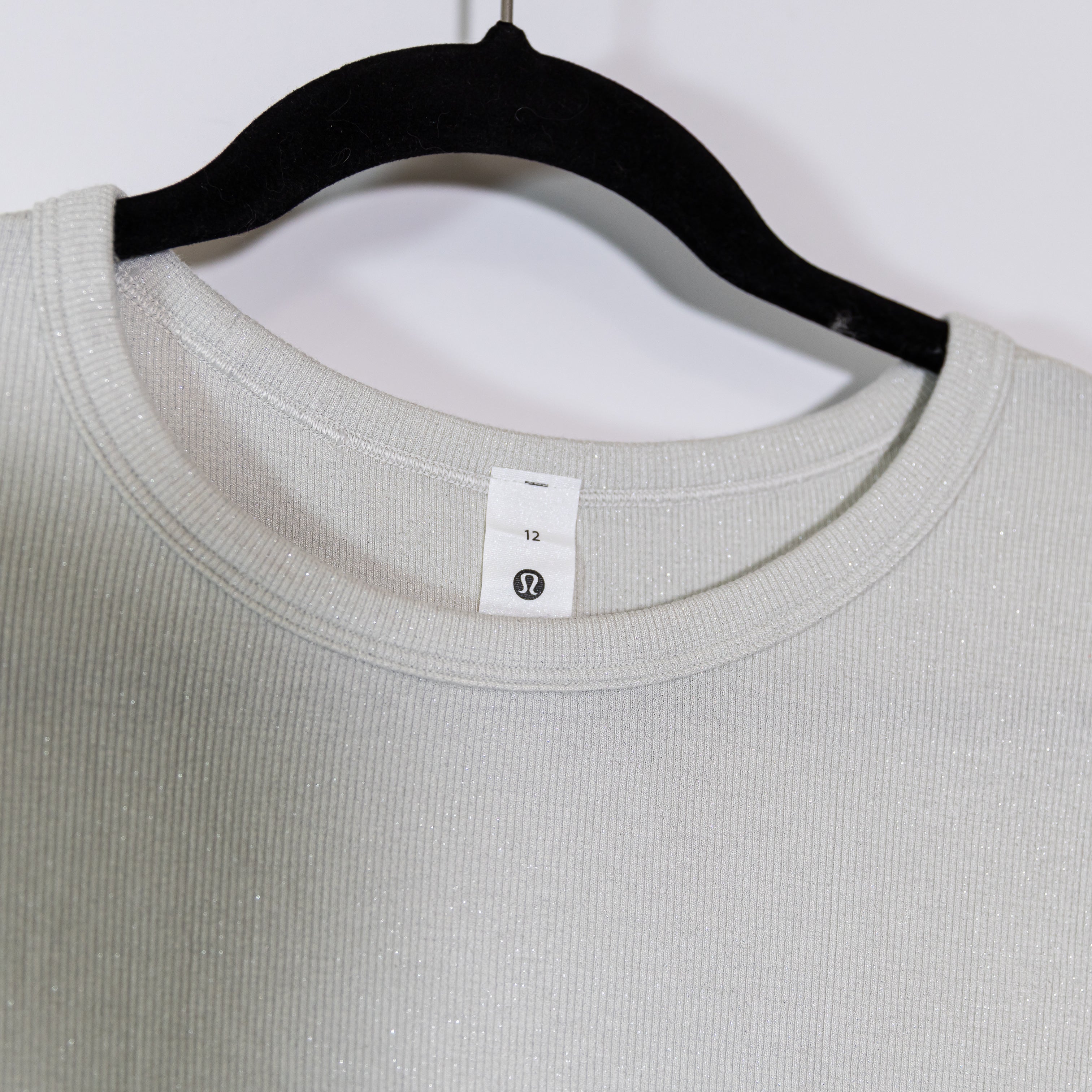 Lululemon Women's Hold Tight Long Sleeve Tee Shirt Sparkle Bone Silver 12