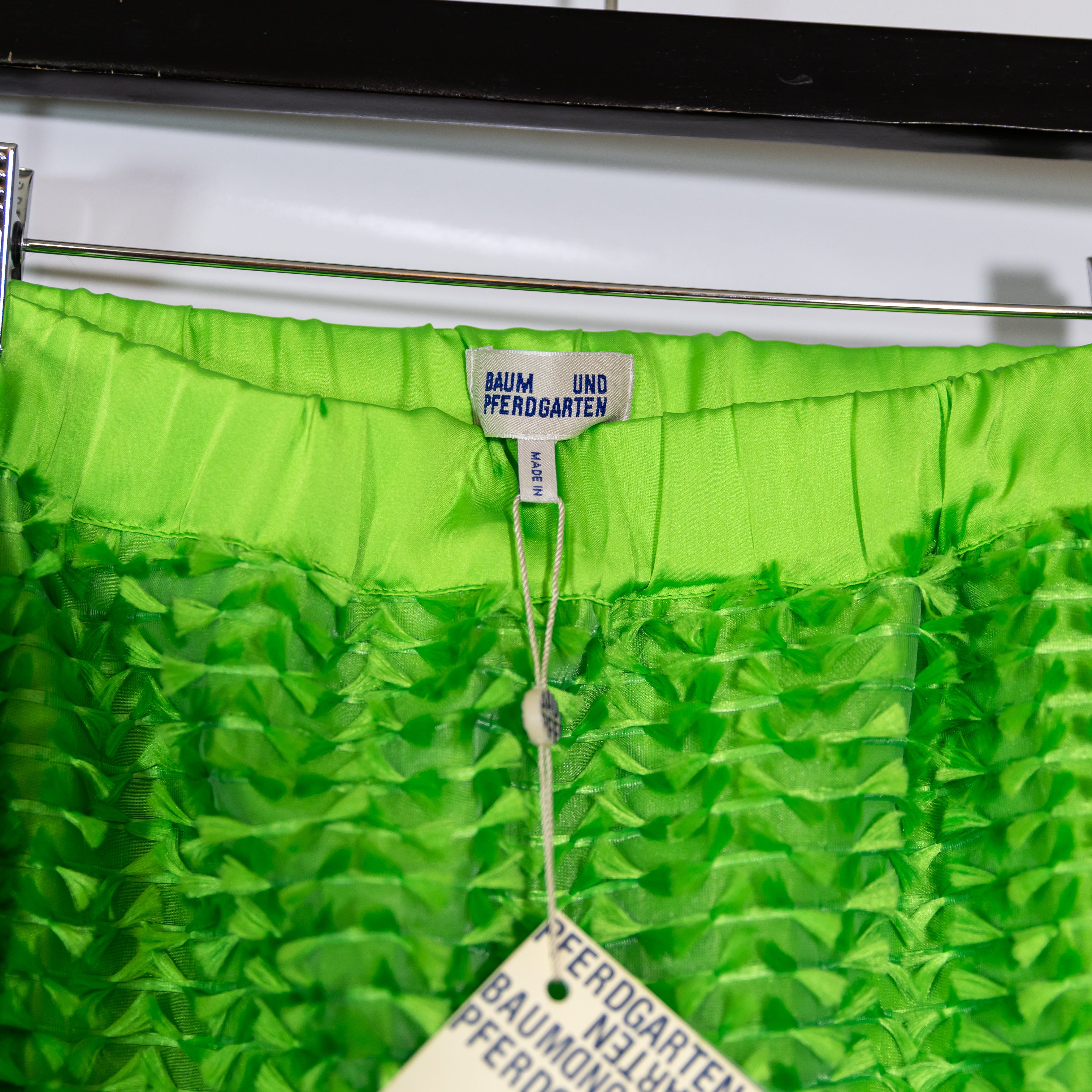 Baum Und Pferdgarten Sena 3D Textured A Line Pull On Midi Skirt Green Neon Flash