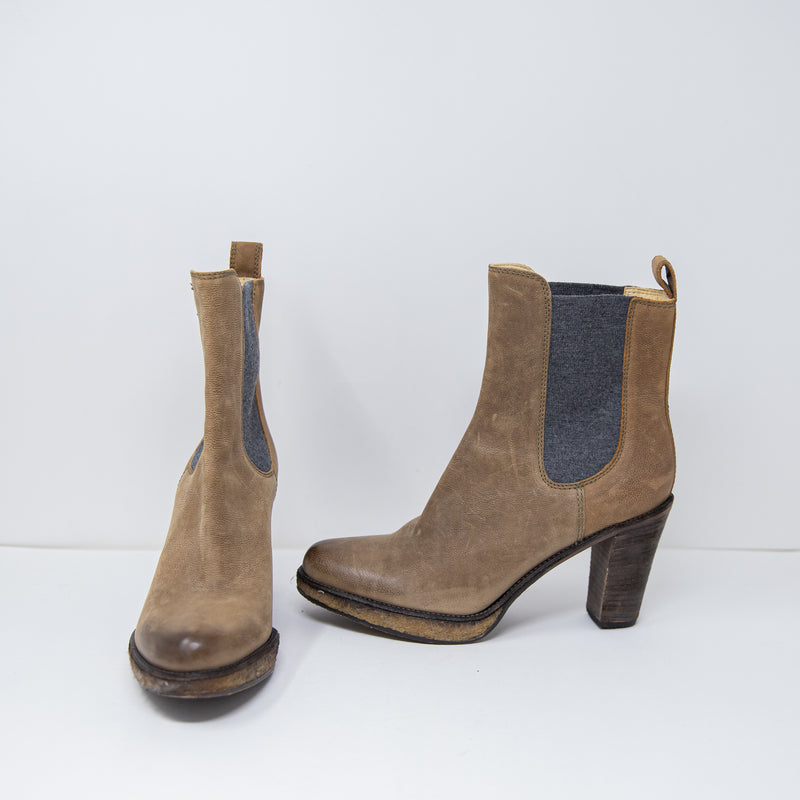 Brunello Cucinelli Genuine Suede Chelsea Pull On High Heel Ankle Booties Shoes