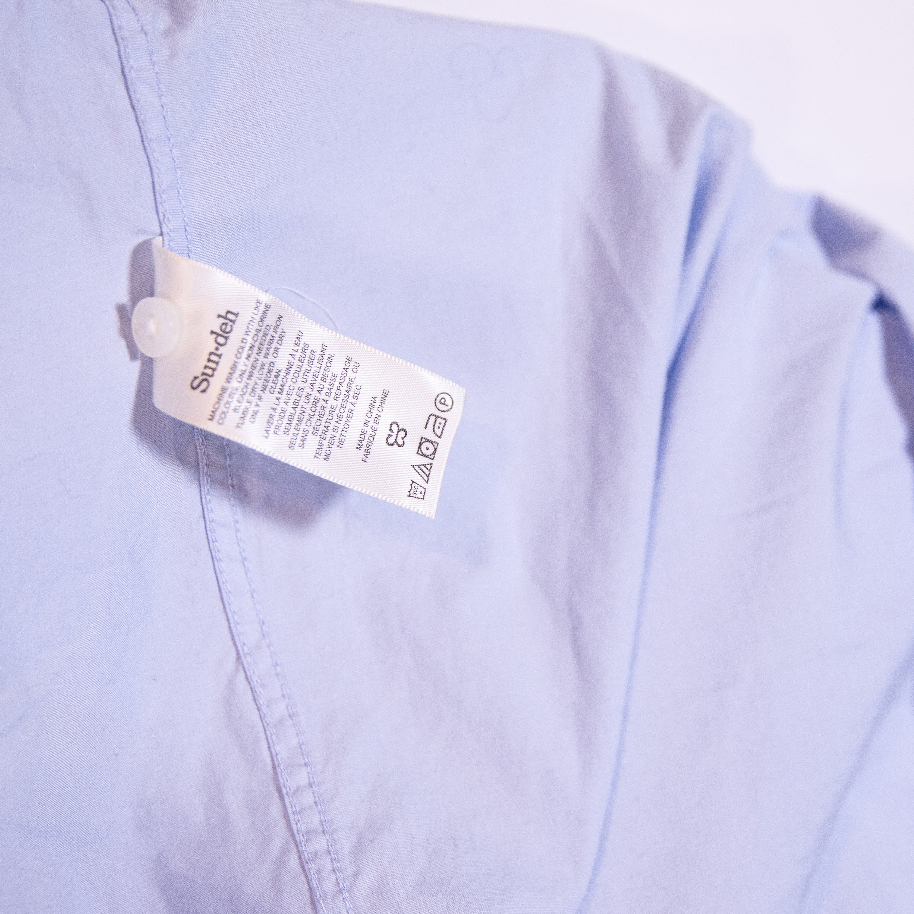 NEW Aritzia Sundeh Future Below Bum Cotton Poplin Collared Button Down Blouse M