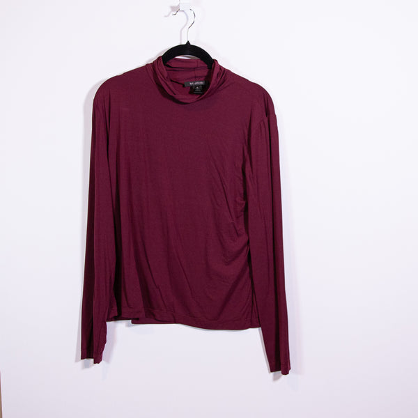 St. John Women's Lightweight Jersey Knit Stretch Long Sleeve Turtleneck Sweater
