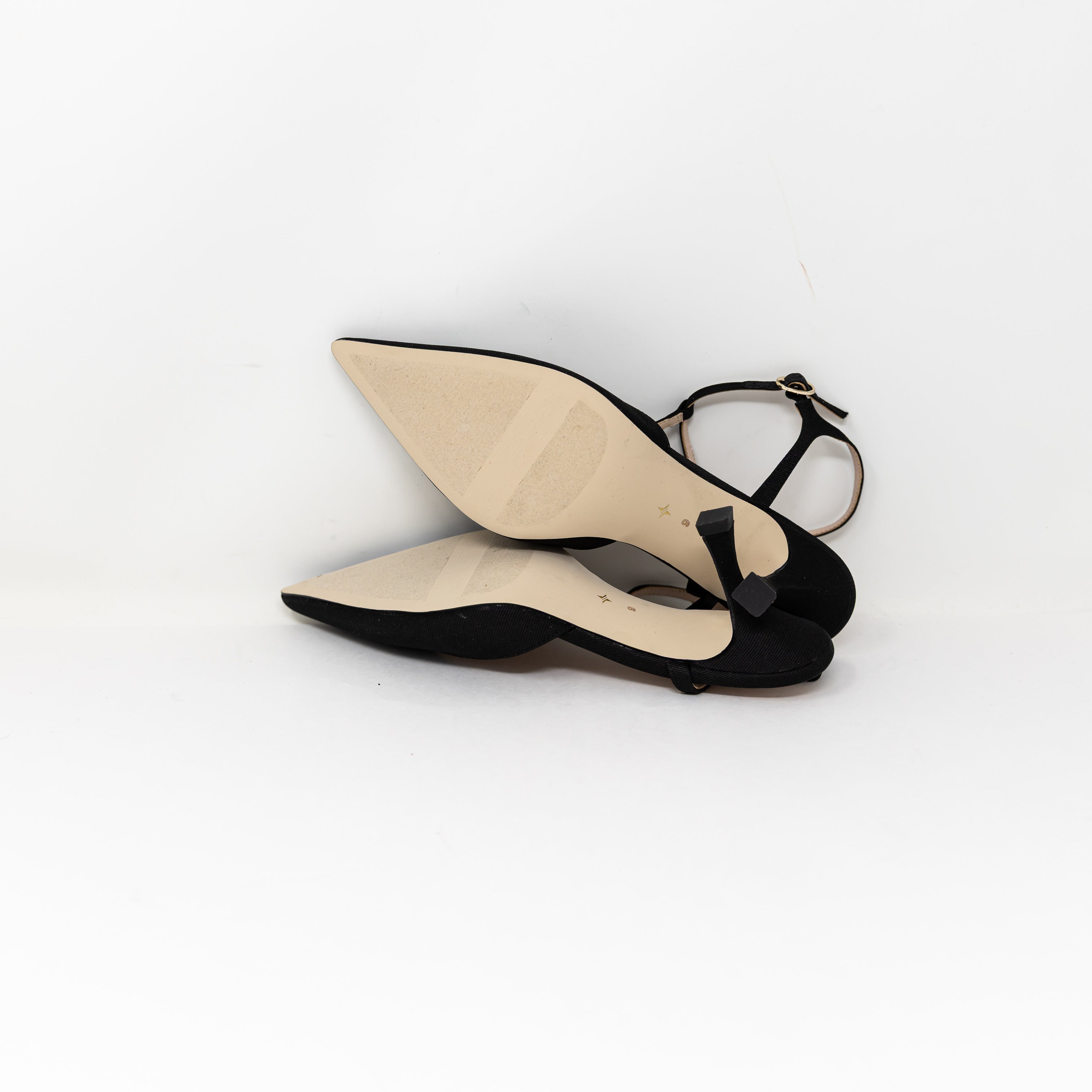 NEW Tuckernuck Margot Grosgrain Pointed Toe T Strap Heels Shoes Solid Black 9