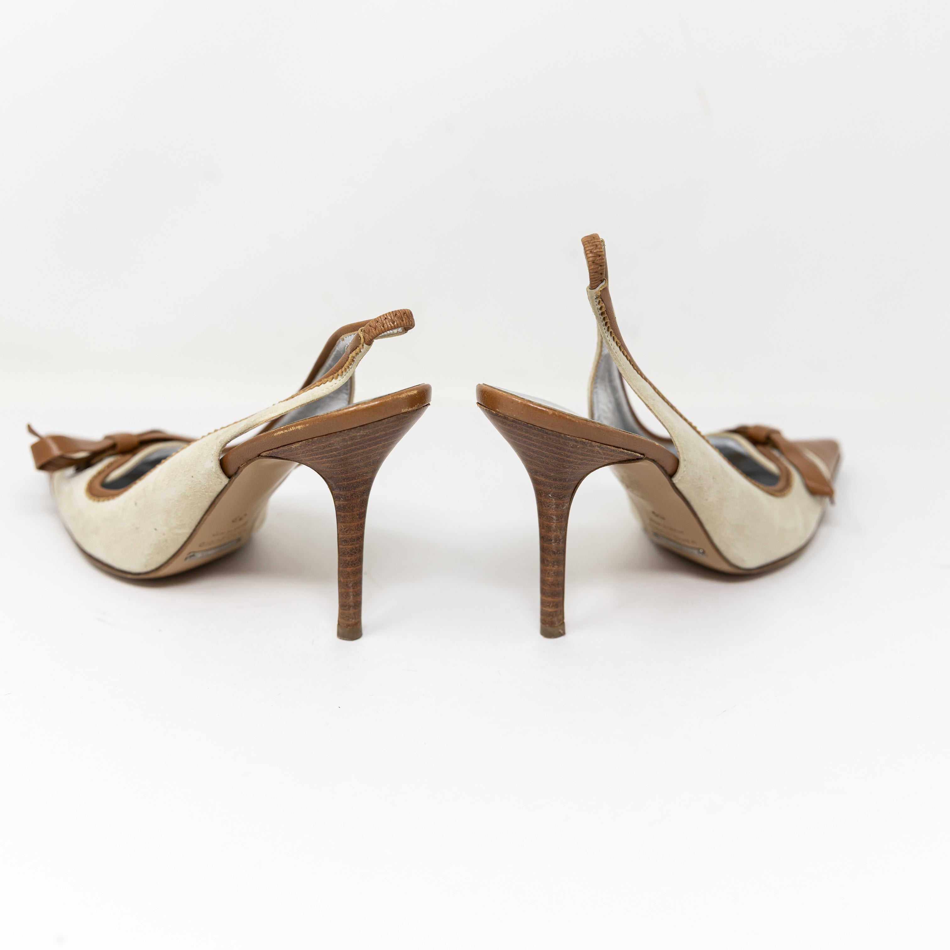 Dolce & Gabbana Made In Italy Genuine Suede Leather Pointed Toe Bow Pumps Heels