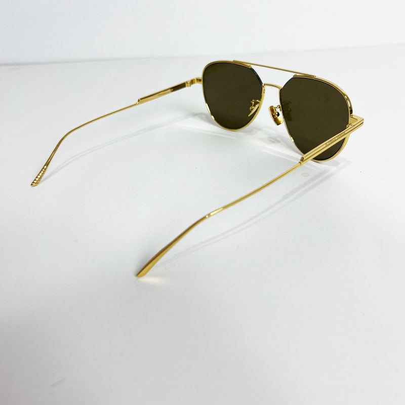 Bottega Veneta BV1013SK Gold Metallic Frame Over Size Aviator Sunglasses