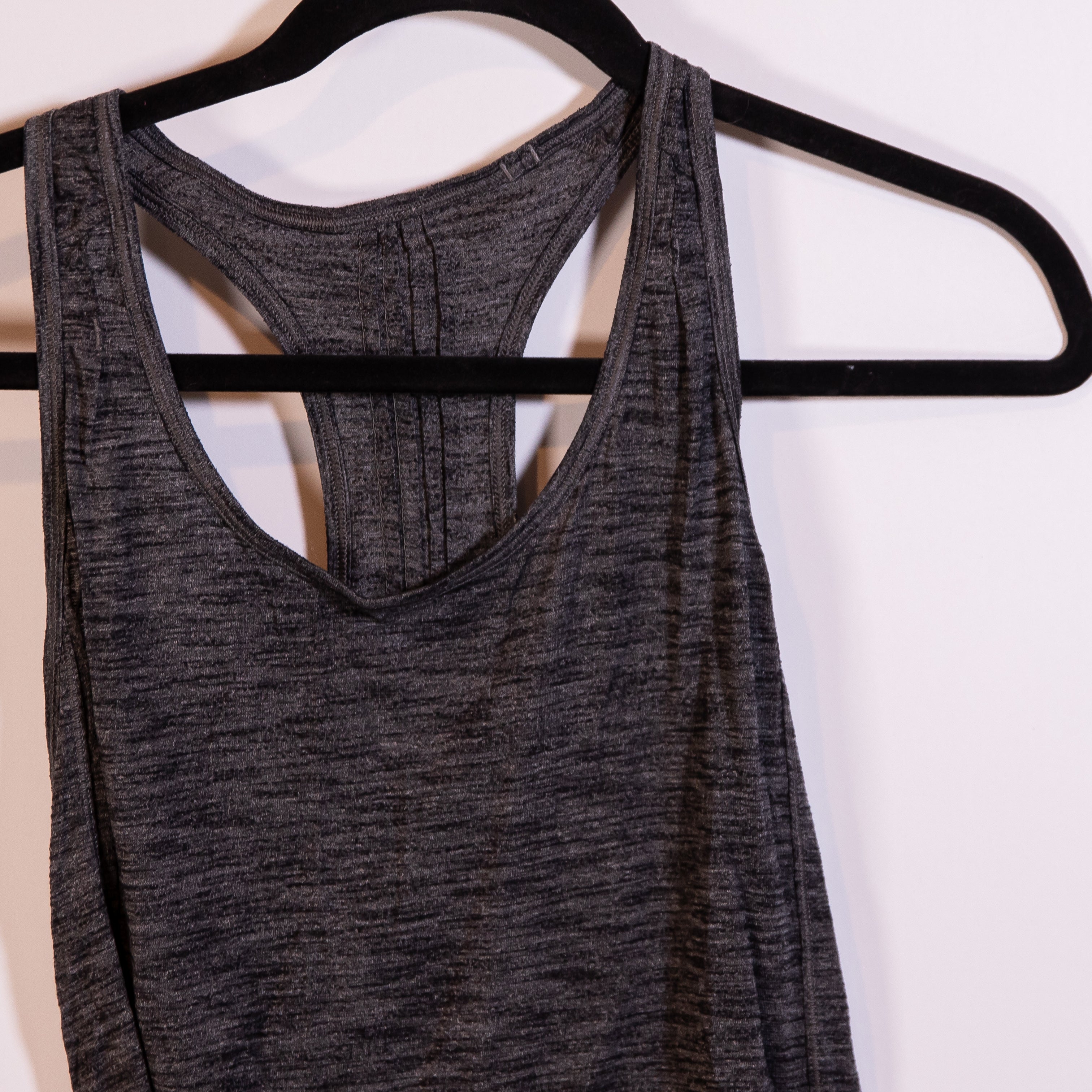 Lululemon Women's Hotwave Racerback Sleeveless Athletic Tank Top Heathered Black