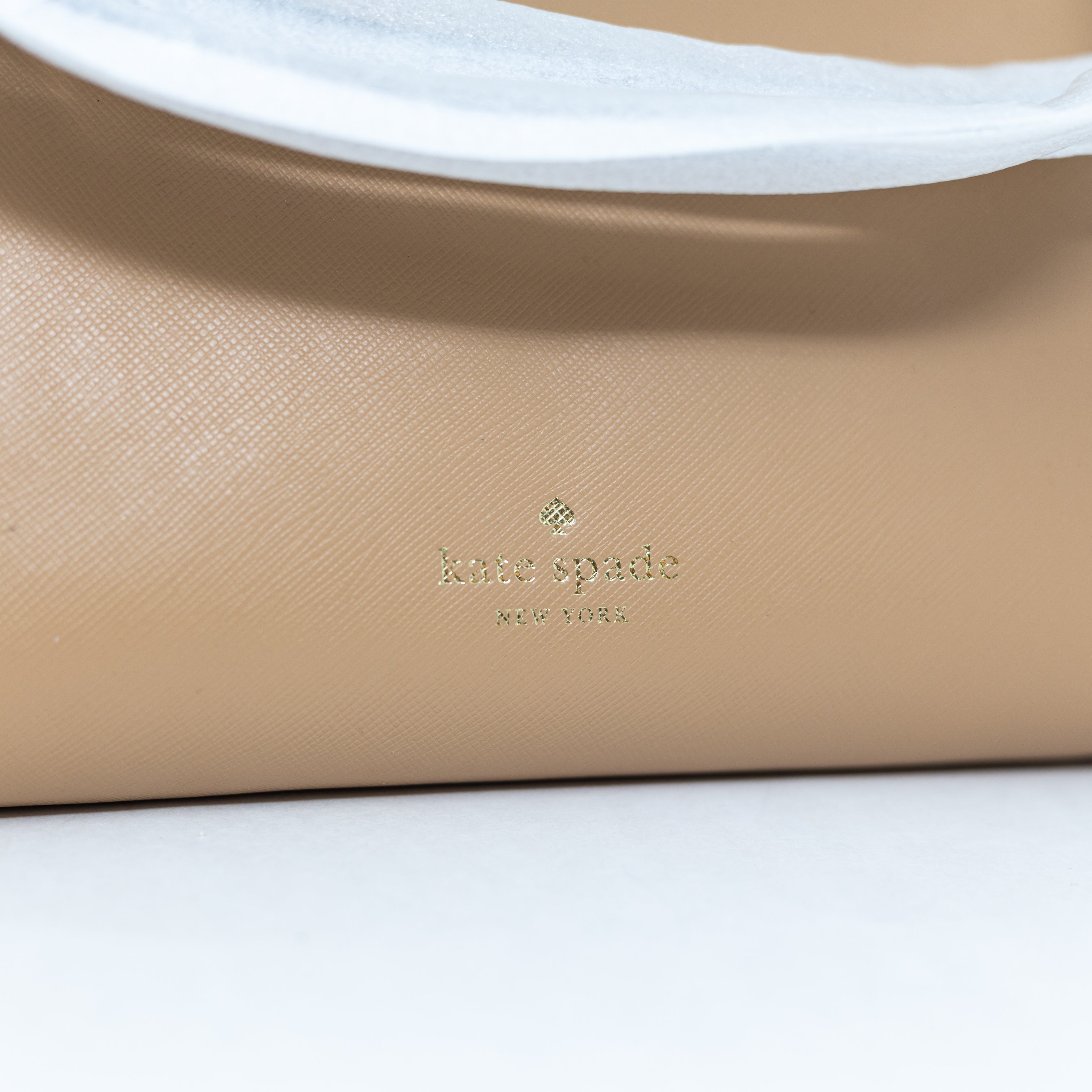 NEW Kate Spade Sadie Small Crossbody Shoulder Saffiano Leather Purse Bag Fawn