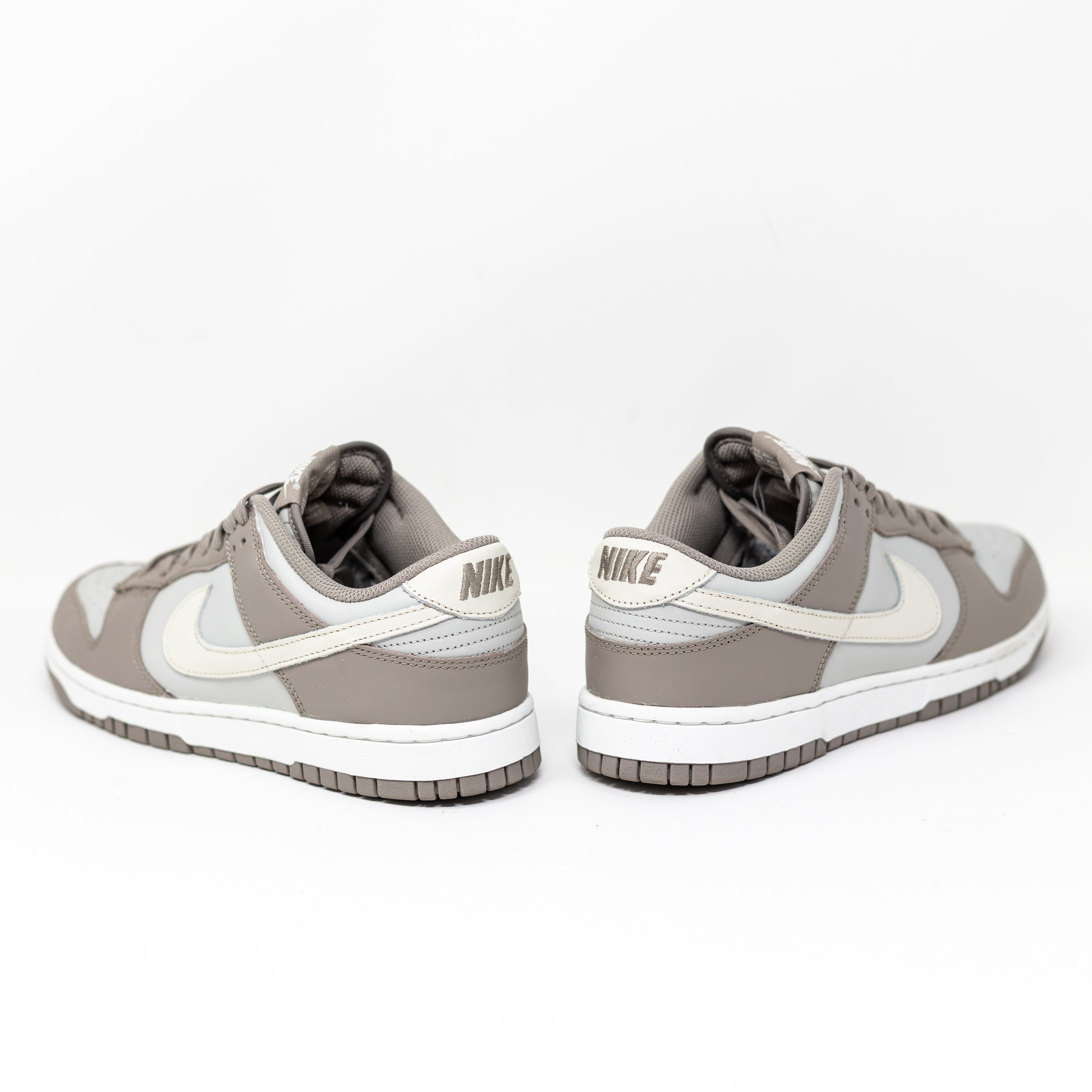 Nike Women's Low Top Dunk Lace Up Genuine Leather Sneakers Shoes Moon Fossil 9