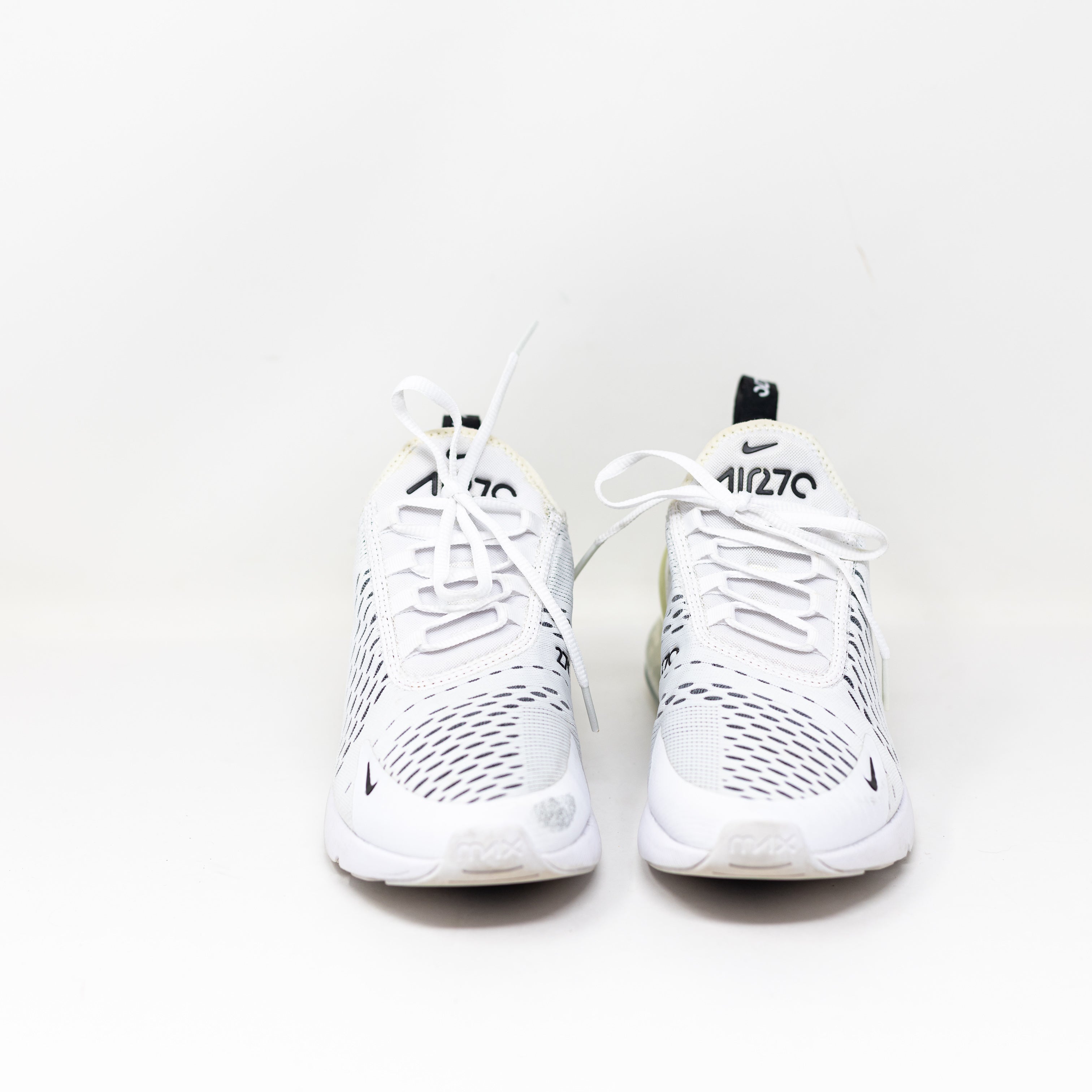 Nike Women's Air Max 270 Low Top Lace Up Athletic Athleisure Sneakers Shoes 9