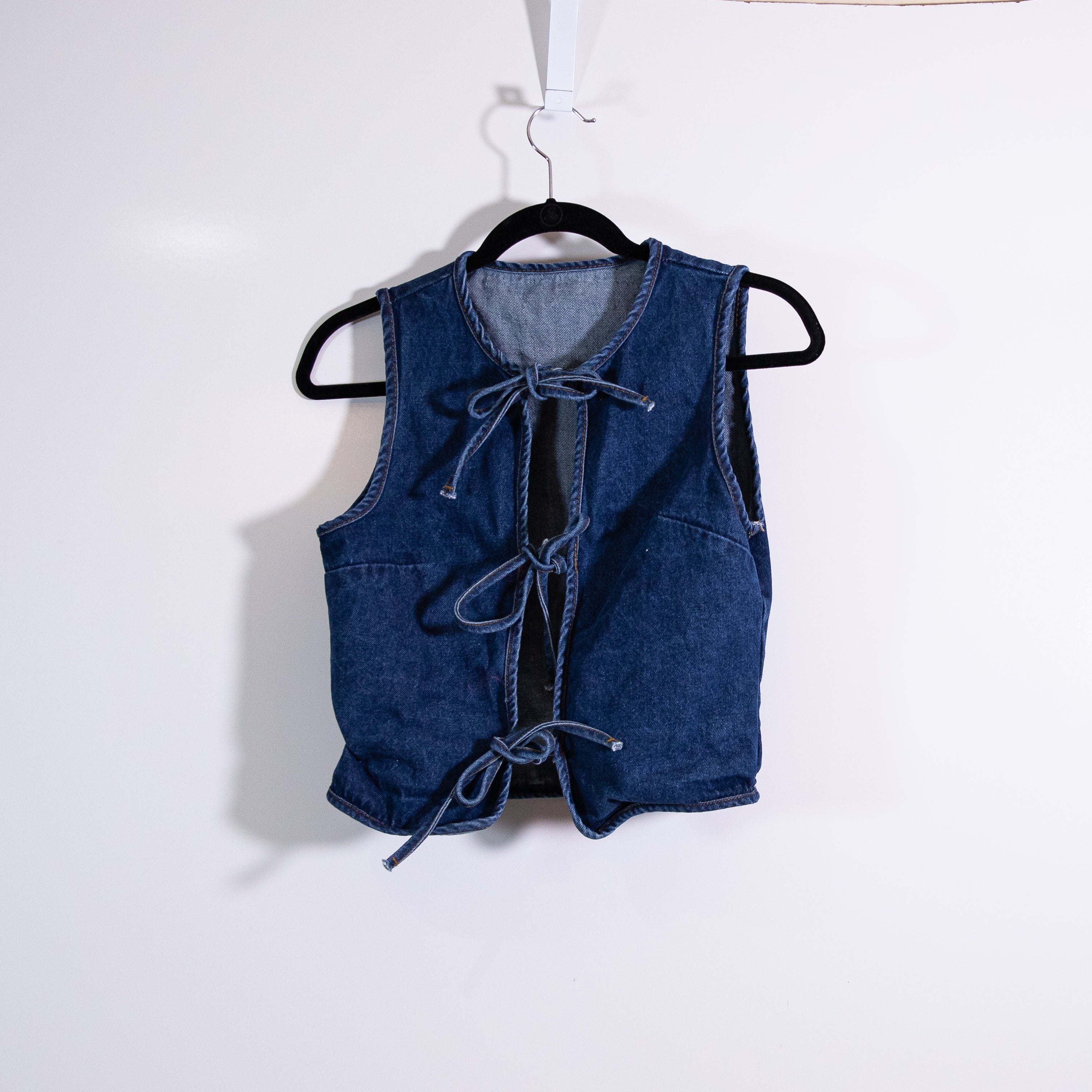 Missguided Tie Detail Open Front Cotton Sleeveless Denim Jean Top Blue Small