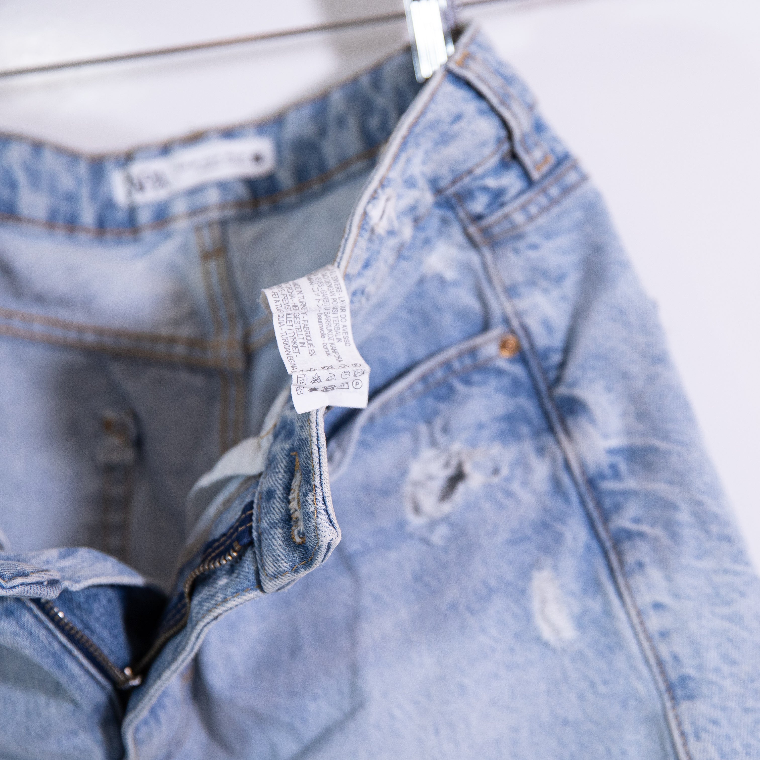 Zara Women's 100% Cotton High Rise Cut Off Distressed Denim Jean Mini Shorts 4