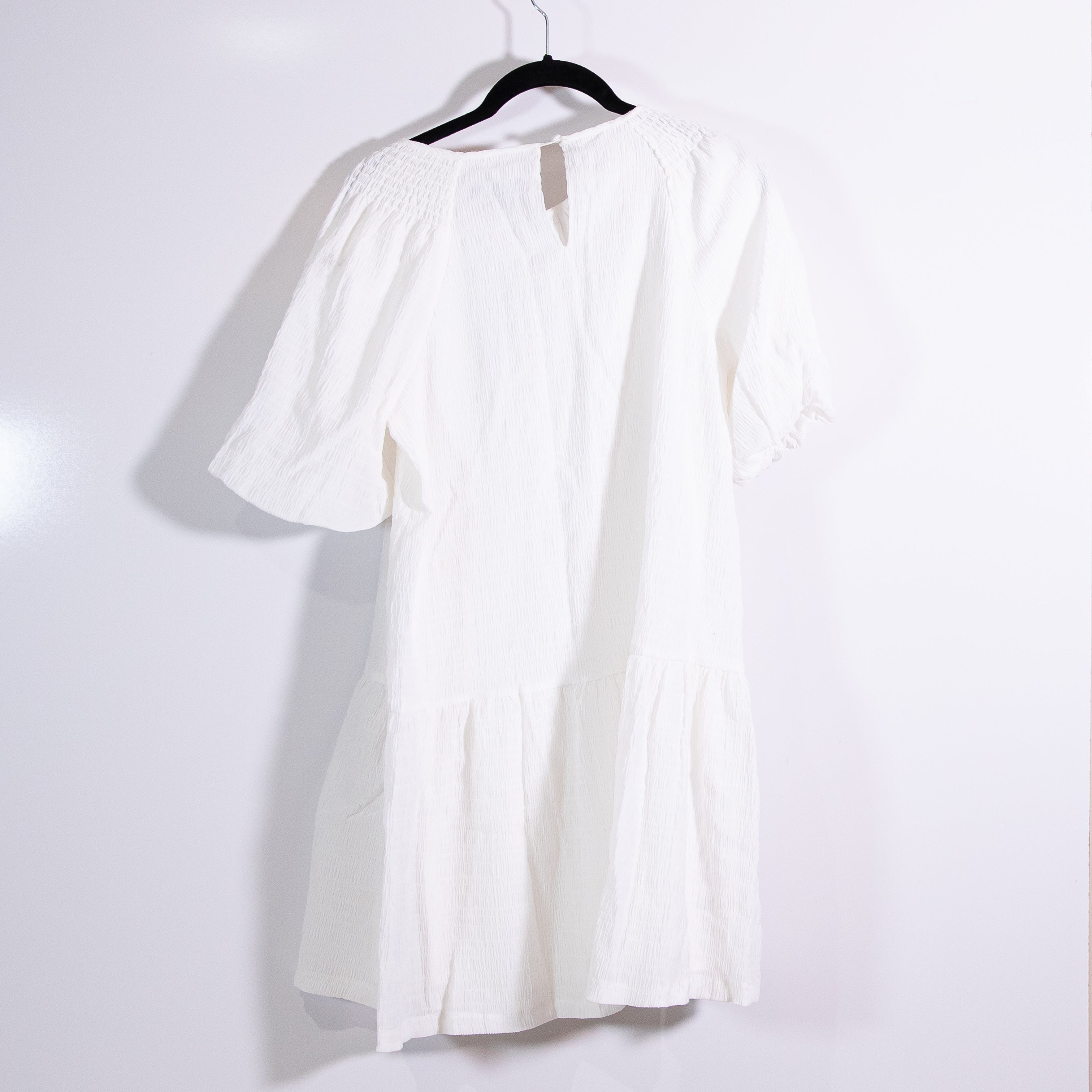 NEW Steve Madden Abrah Smocked Stretch Pullover tiered Mini Dress White Small