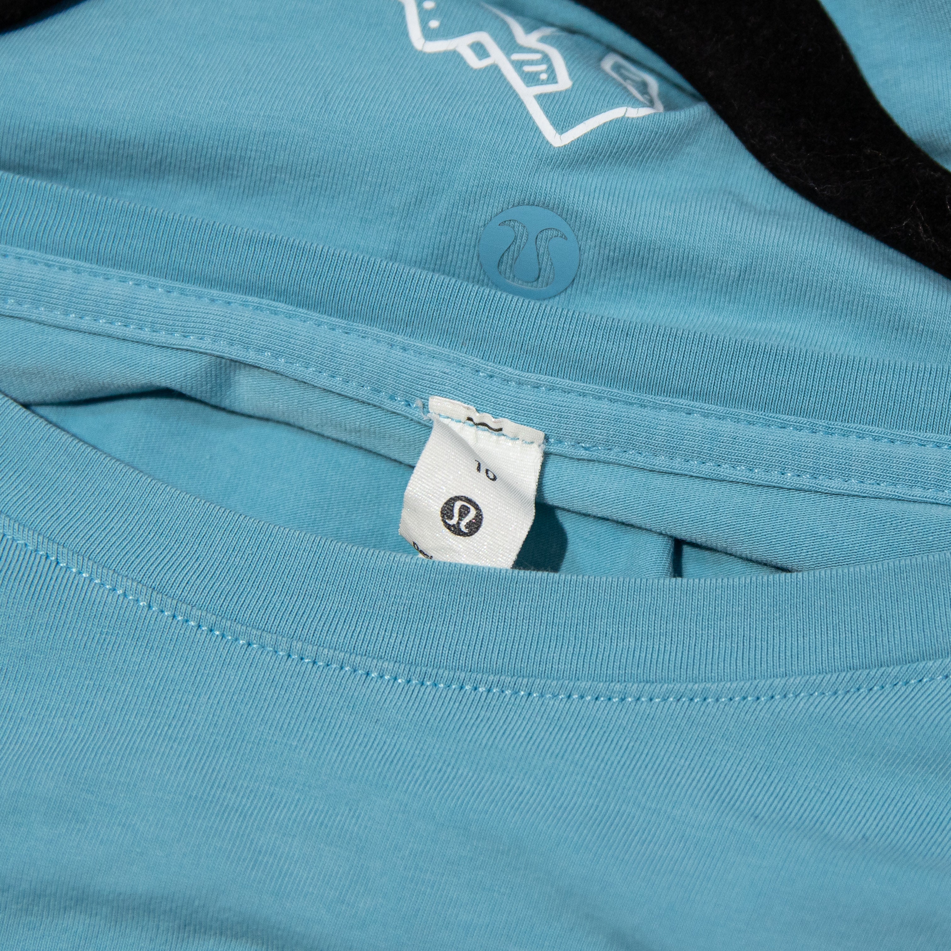 Lululemon Love Crew Neck Curved Hem Short Sleeve Tee Shirt Park City Graphic 10