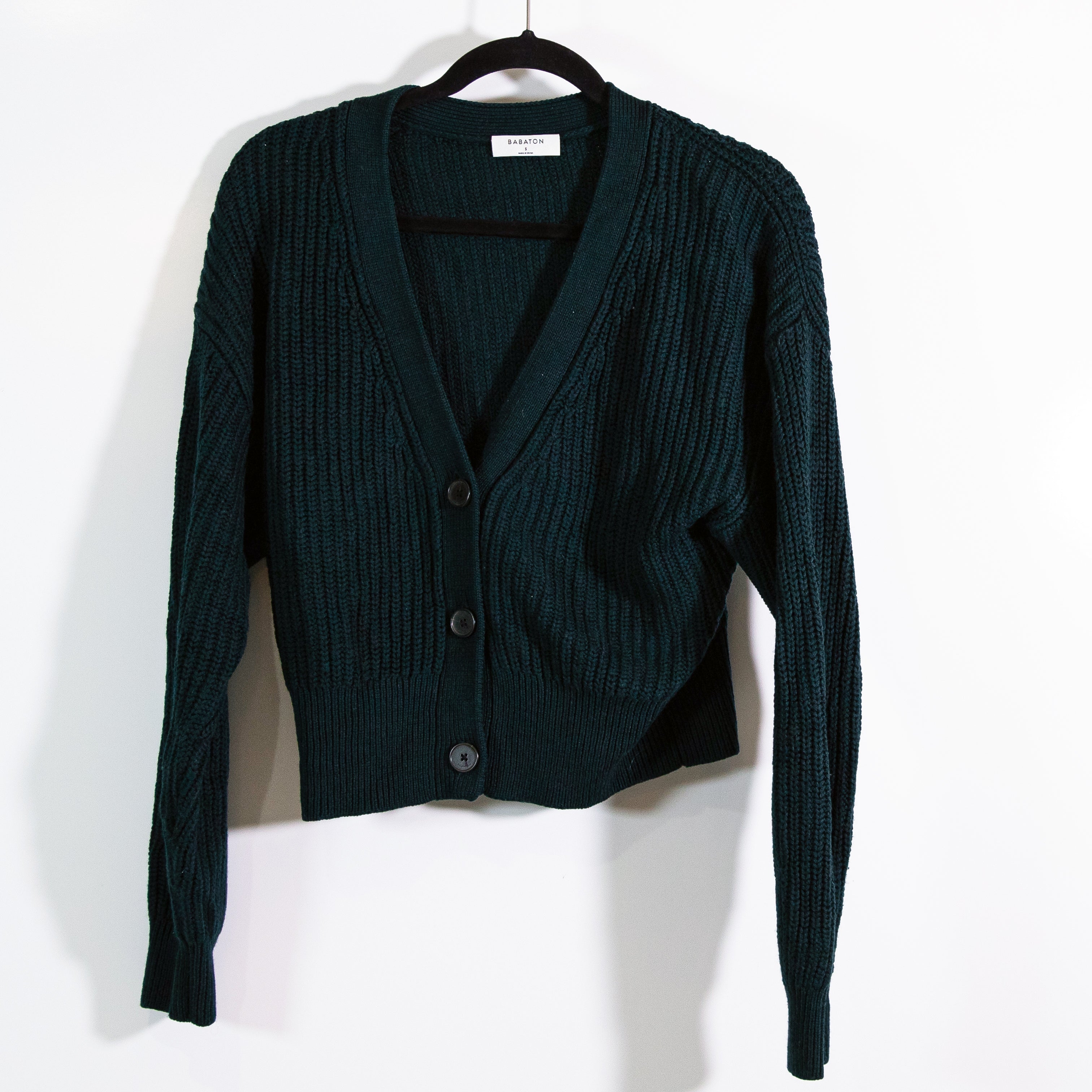 Babaton Aritzia Canberra Merino Wool Knit Stretch V Neck Cardigan Sweater Green
