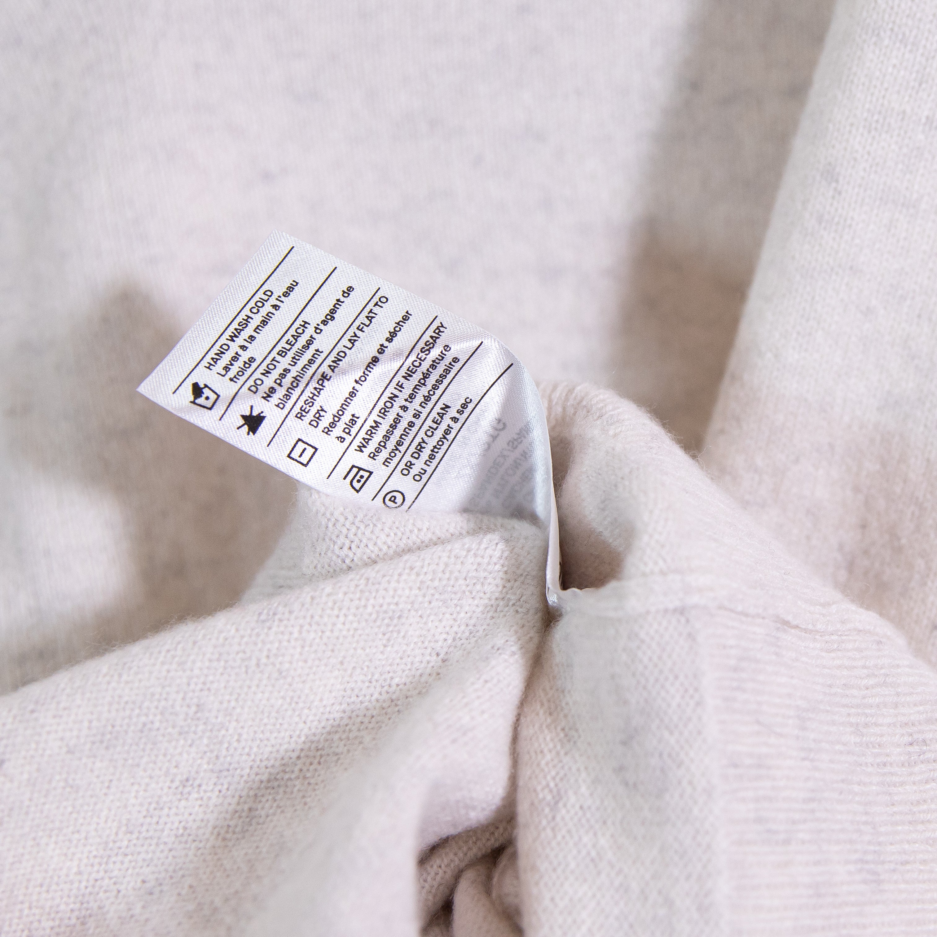 NEW Vince Women's 100% Cashmere Ribbed Trim Knit V Neck Pullover Sweater Gray 2X