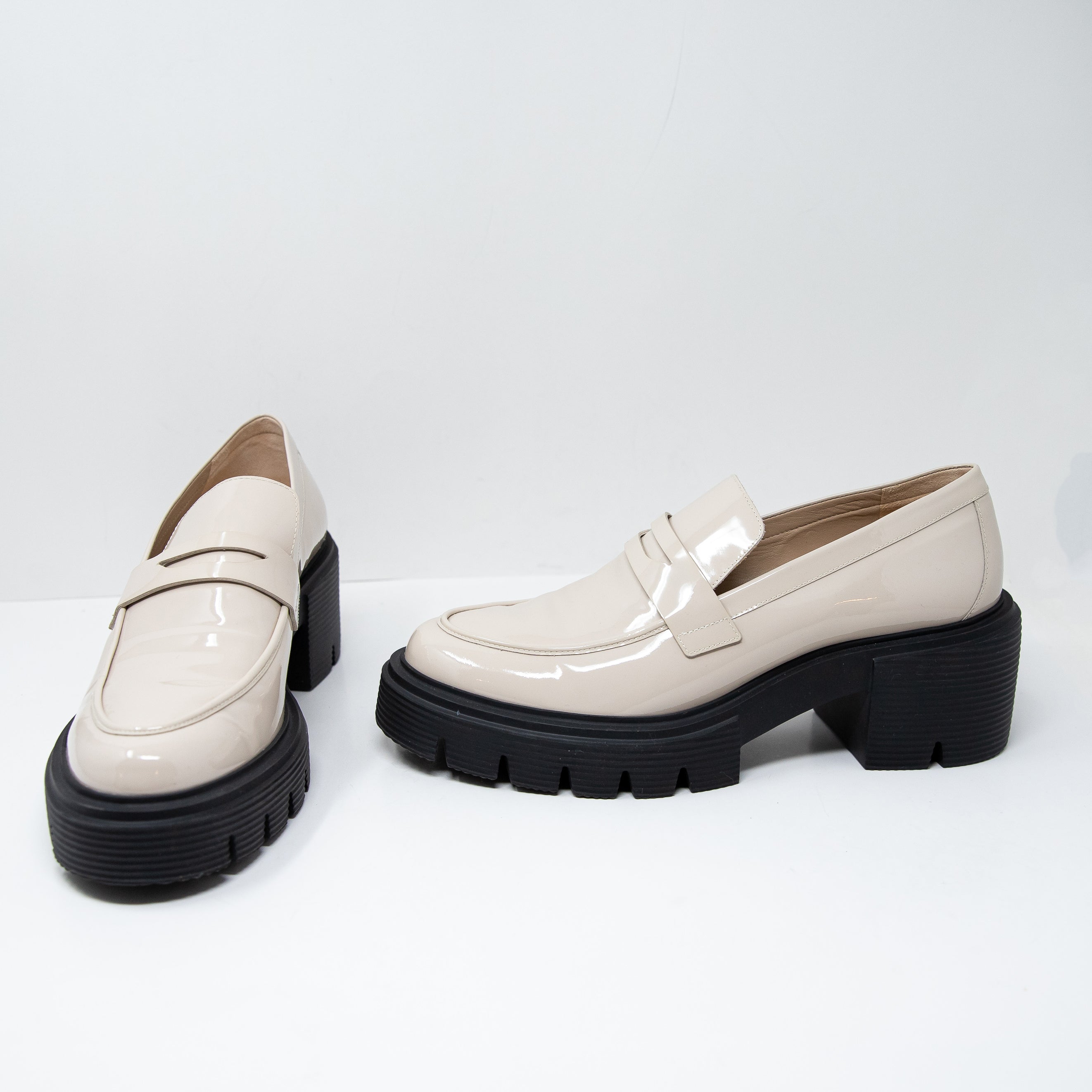 NEW Stuart Weitzman Soho Patent Loafers Rubber Platform Heel Shoes Ivory Black
