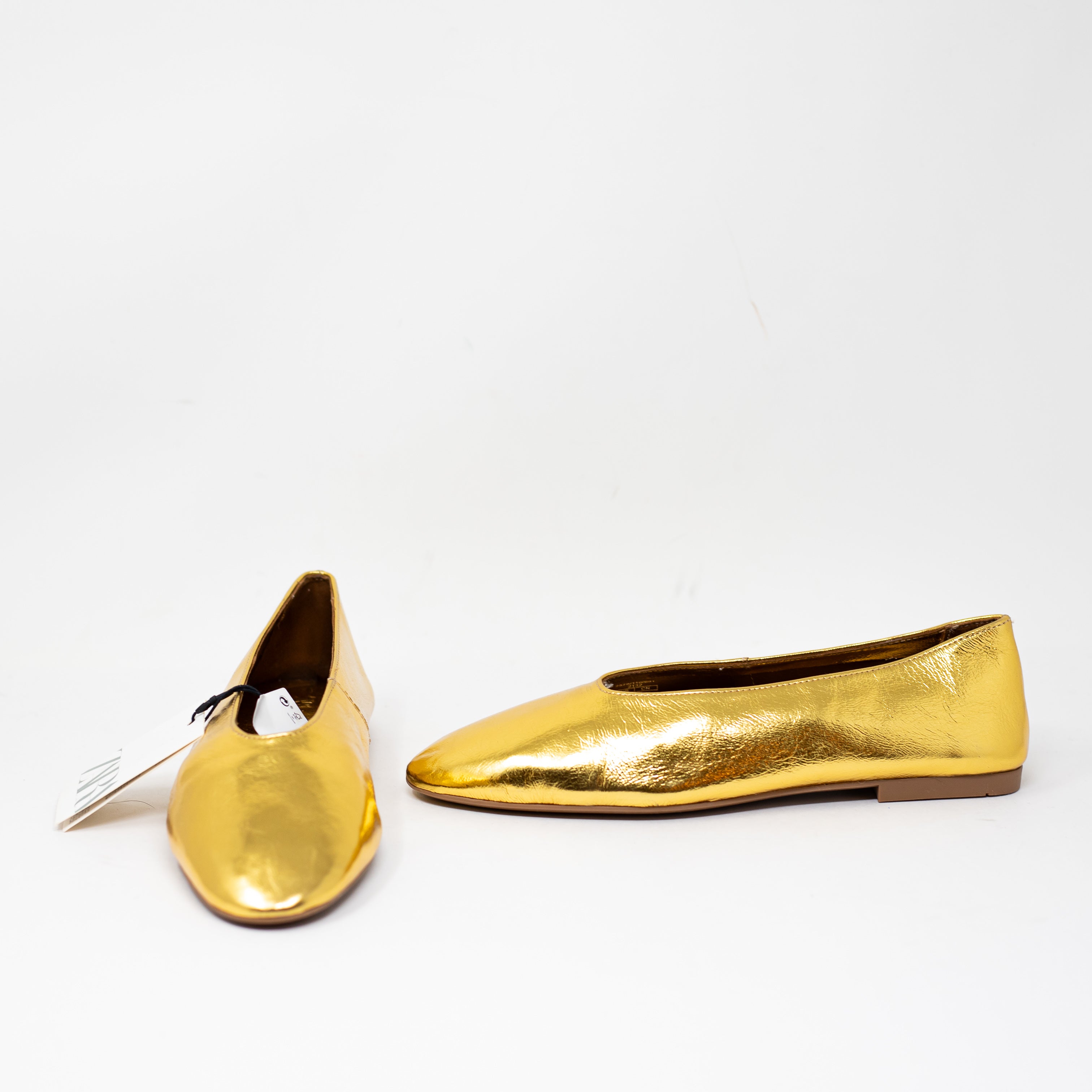 NEW Zara Women's Genuine Leather Metallic Gold Round Toe Slip On Ballet Flats