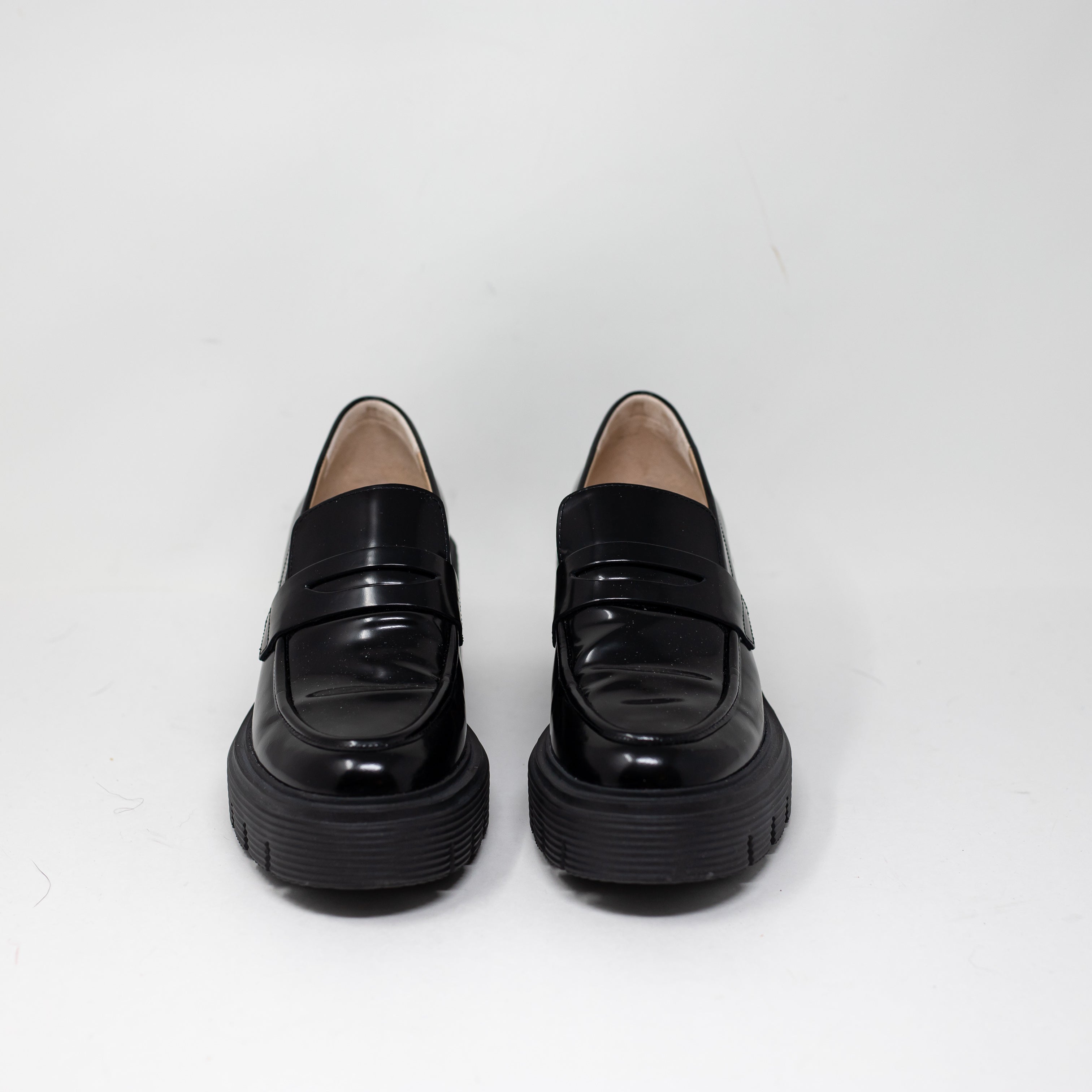 NEW Stuart Weitzman Soho Shiny Leather Lug Sole Block Heel Loafers Shoes Black