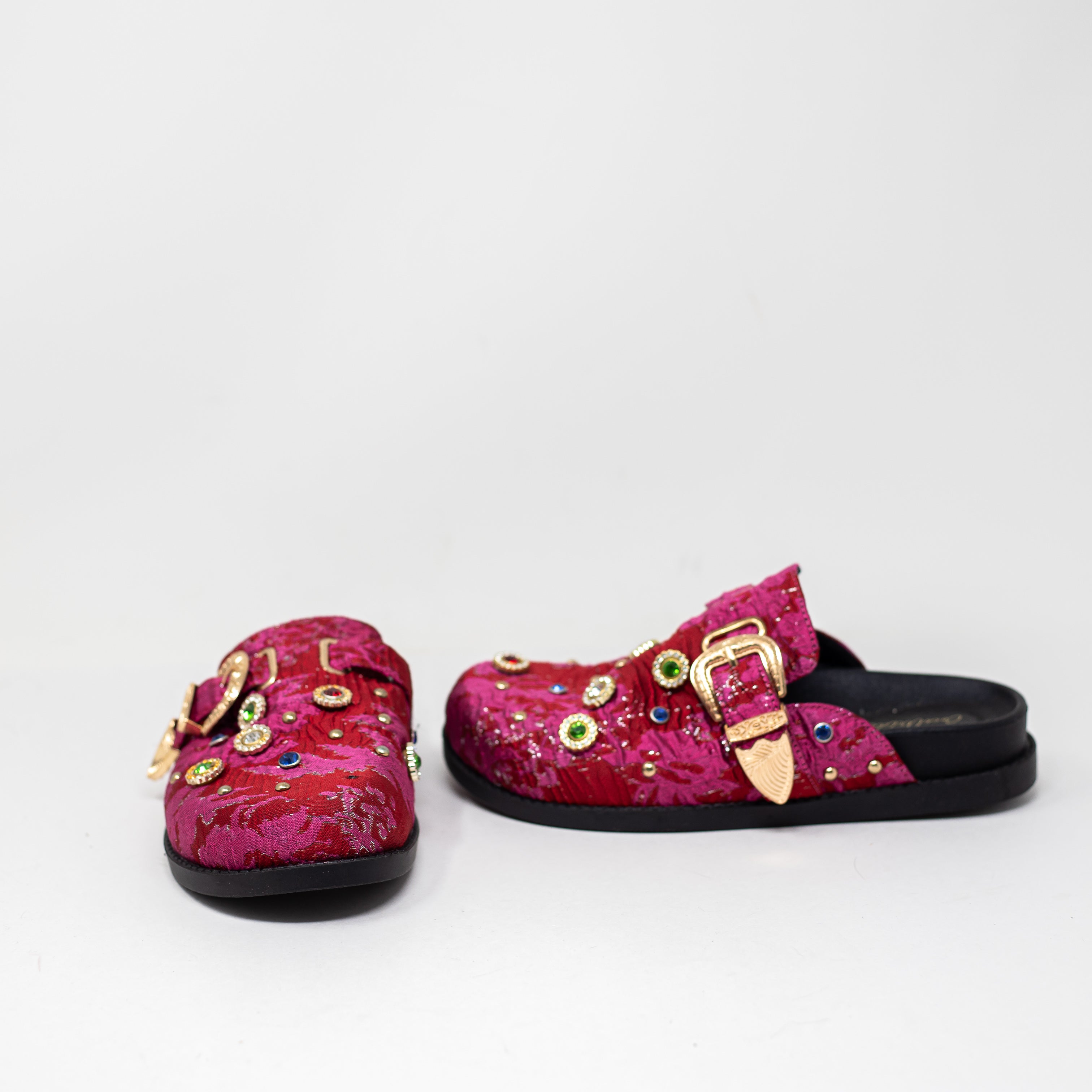 NEW Azalea Wang Quinby Red Brocade Rhinestone Crystal Jewel Clog Flats Shoes 7