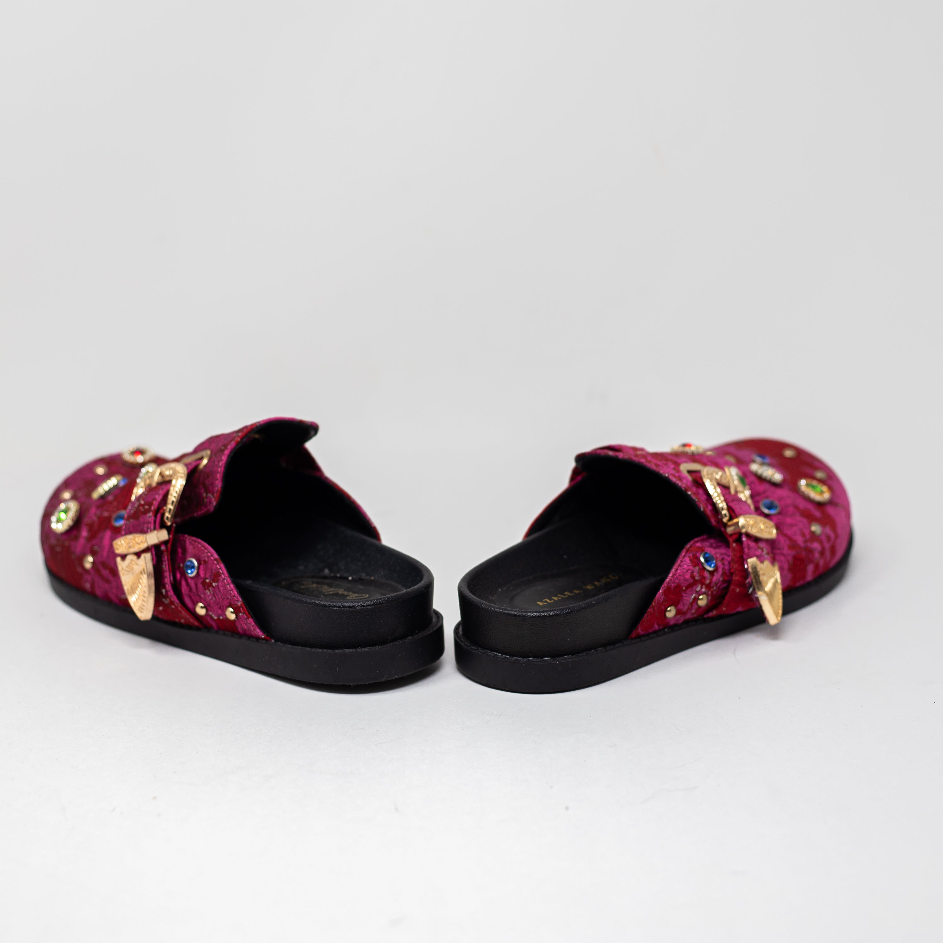 NEW Azalea Wang Quinby Red Brocade Rhinestone Crystal Jewel Clog Flats Shoes 7