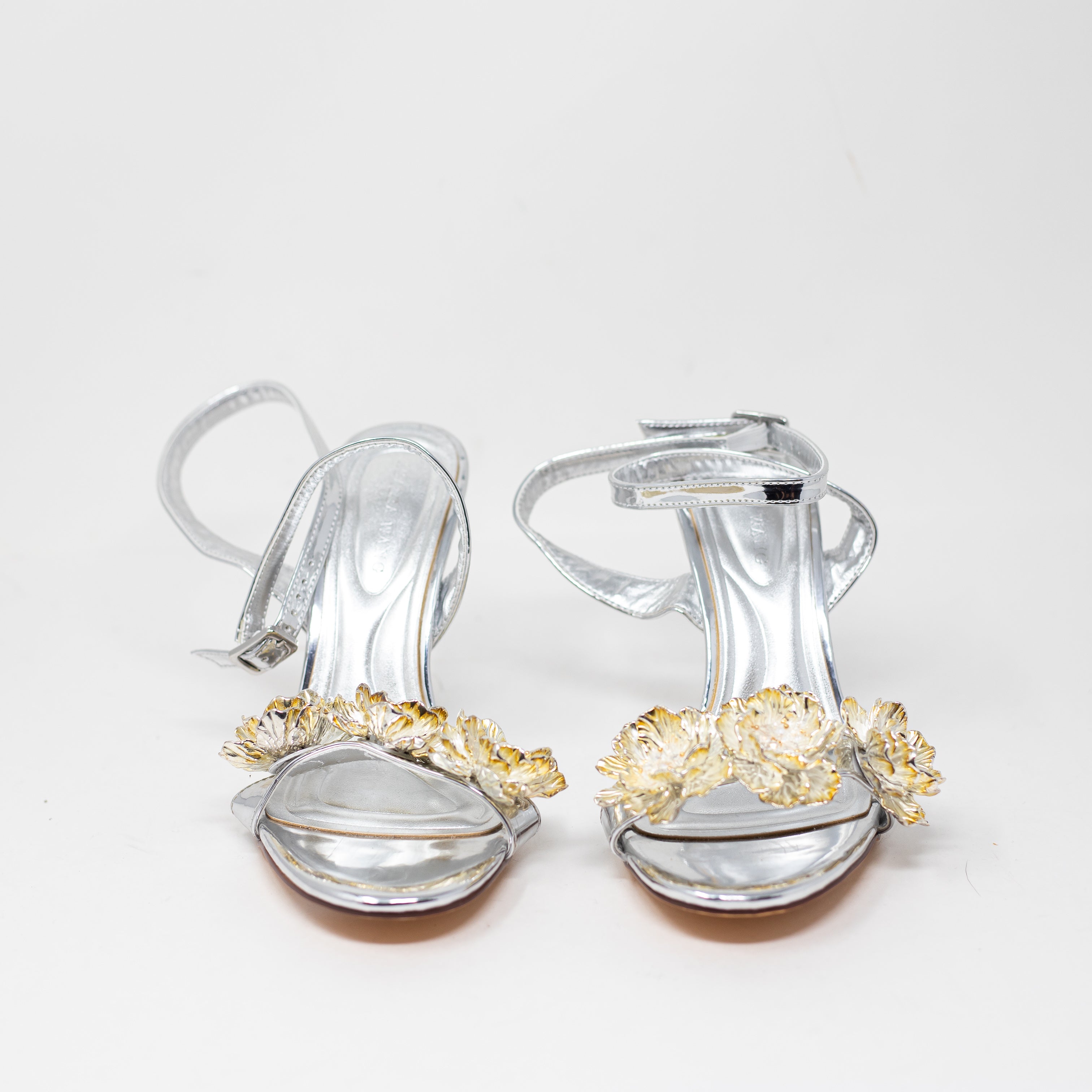 NEW Azalea Wang Winters Wedge Faux Leather Open Toe Sandal Heel Silver 4