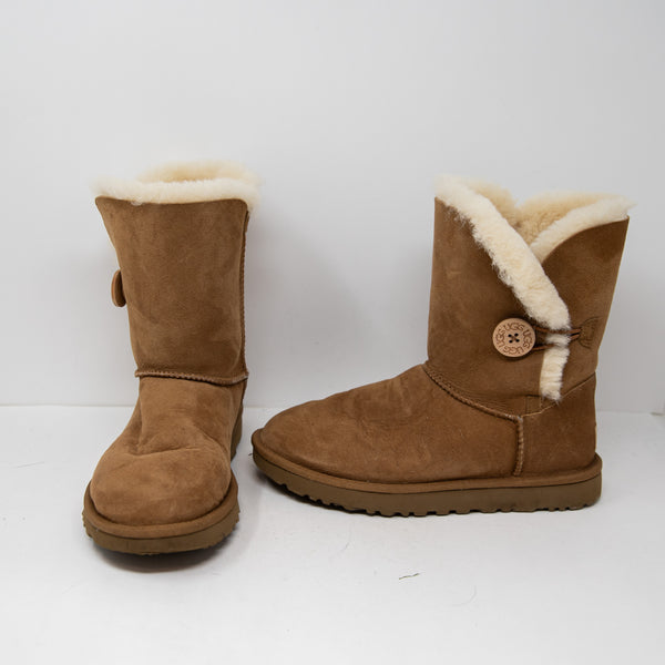 Ugg Australia Women's Bailey Button Suede Shearling Lined Pull On Boots Chestnut