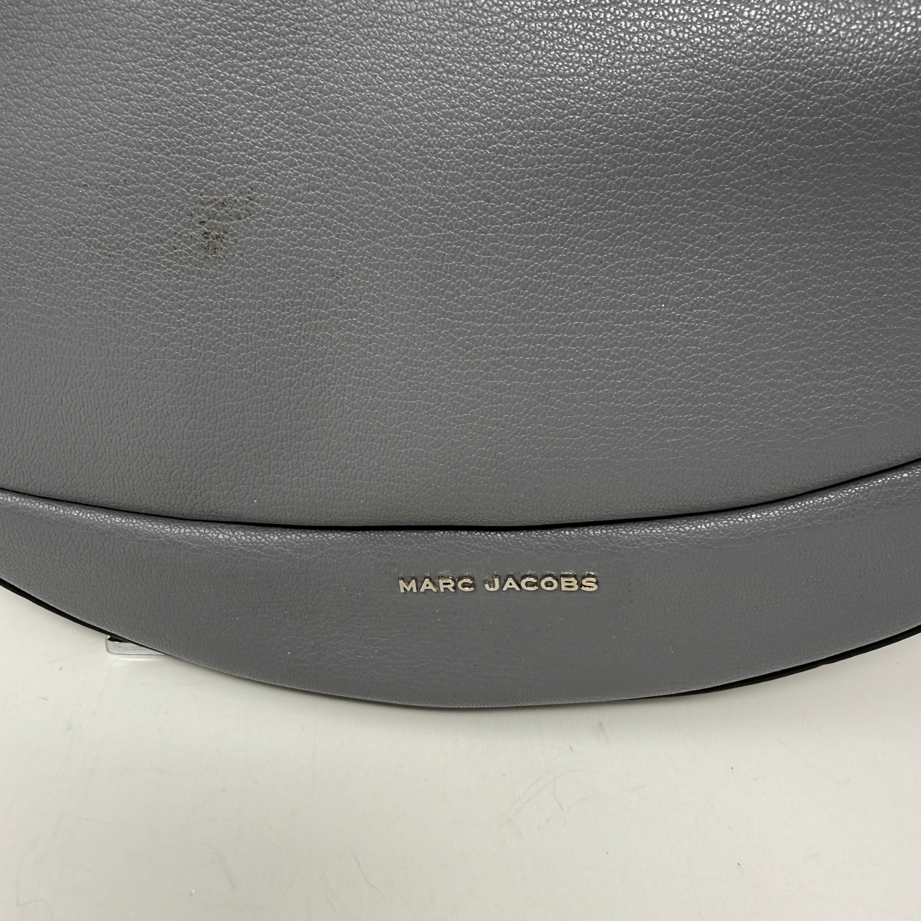 NEW Marc Jacobs The Eclipse Genuine Leather Half Circle Chain Purse Smoked Pearl