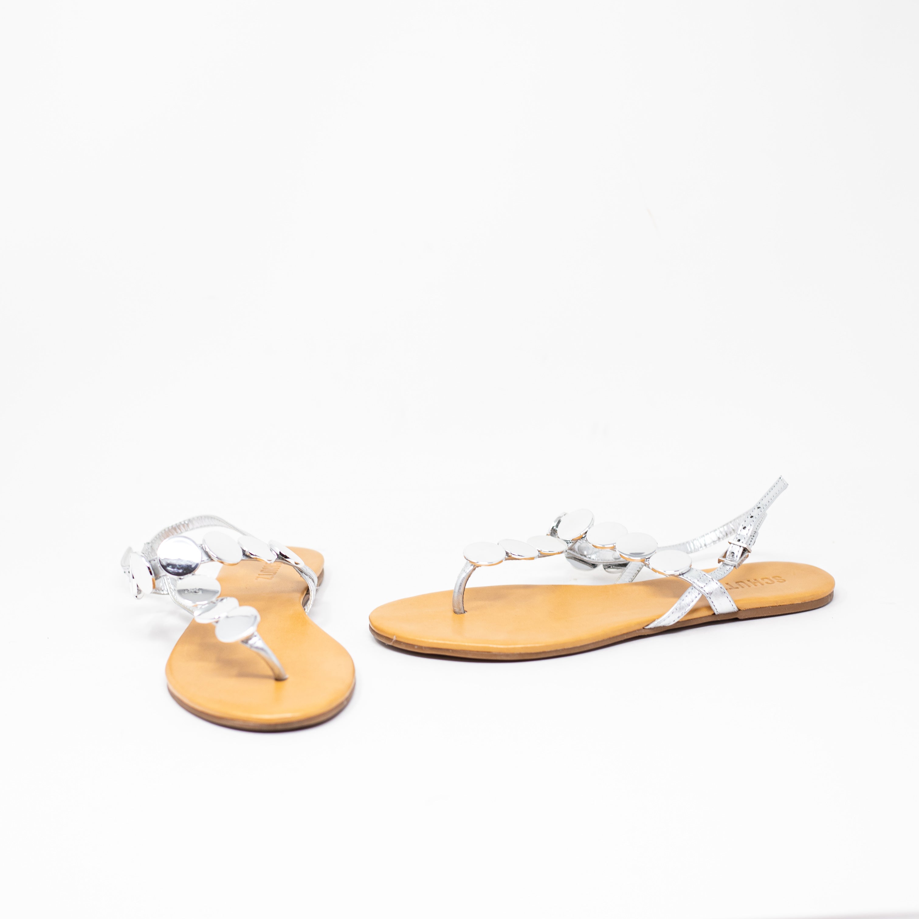 Schutz Acacia Silver Round Medallion Genuine Leather Flat Sandals Shoes 7.5