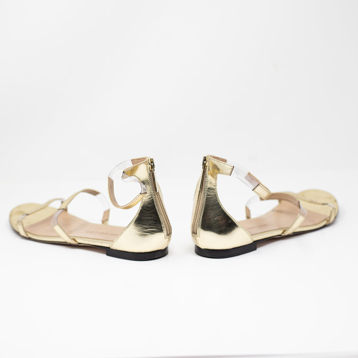 Tamara Mellon Women's Flatline Strappy Metallic Nappa Gold Sandals Shoes 7.5