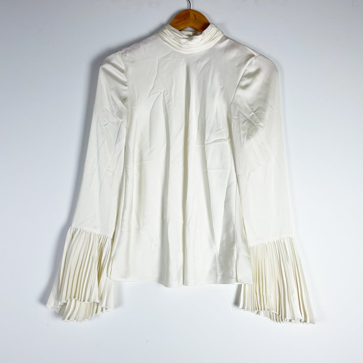 NEW Me+Em Statement Pleat Long Sleeve Satin Turtleneck Blouse Light Cream 2