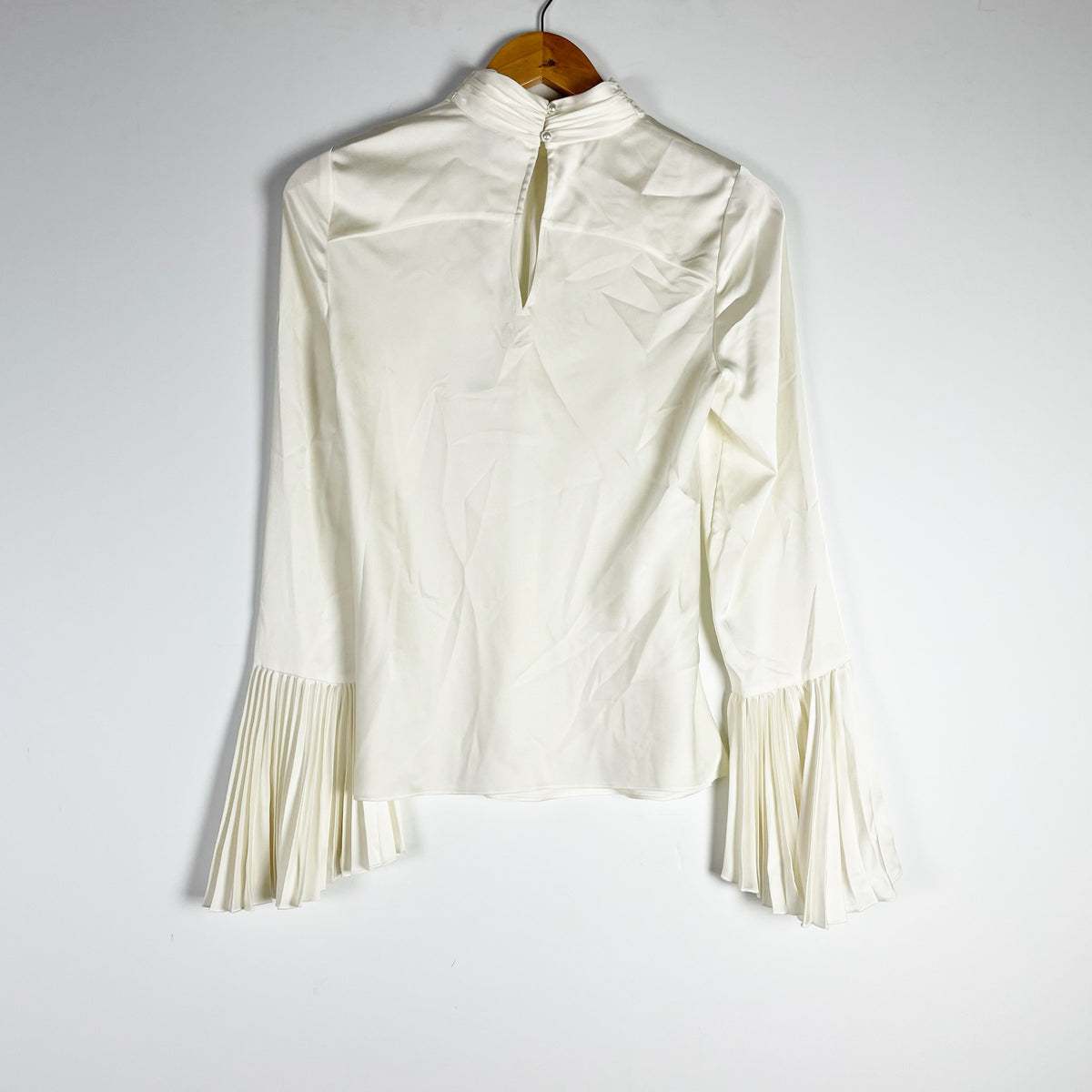 NEW Me+Em Statement Pleat Long Sleeve Satin Turtleneck Blouse Light Cream 2